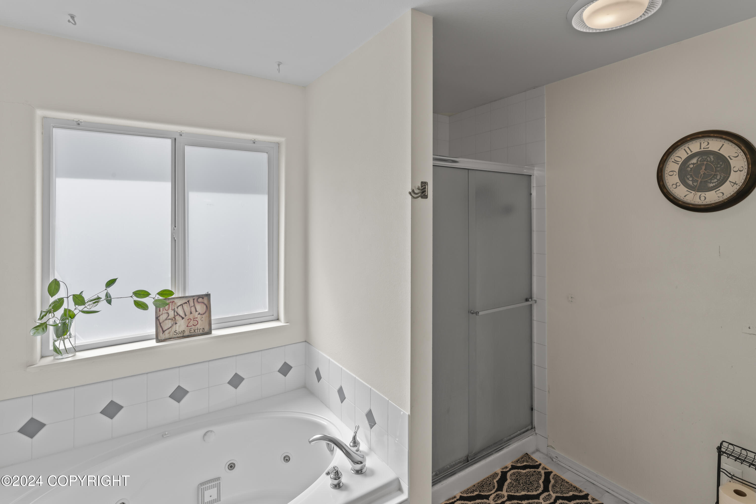 8571 Queensboro Avenue