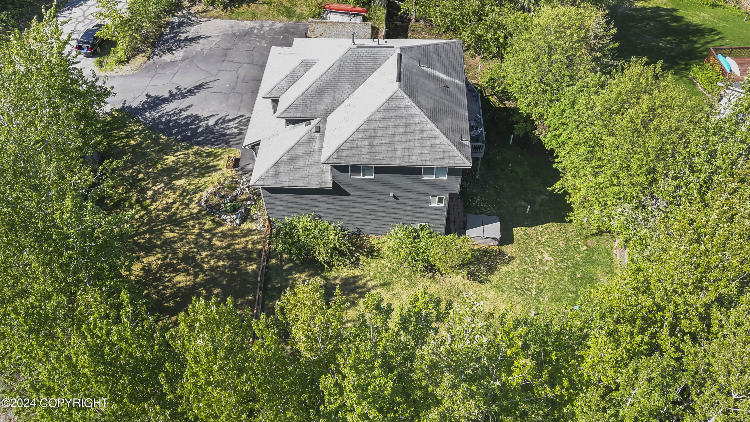 8571 Queensboro Avenue