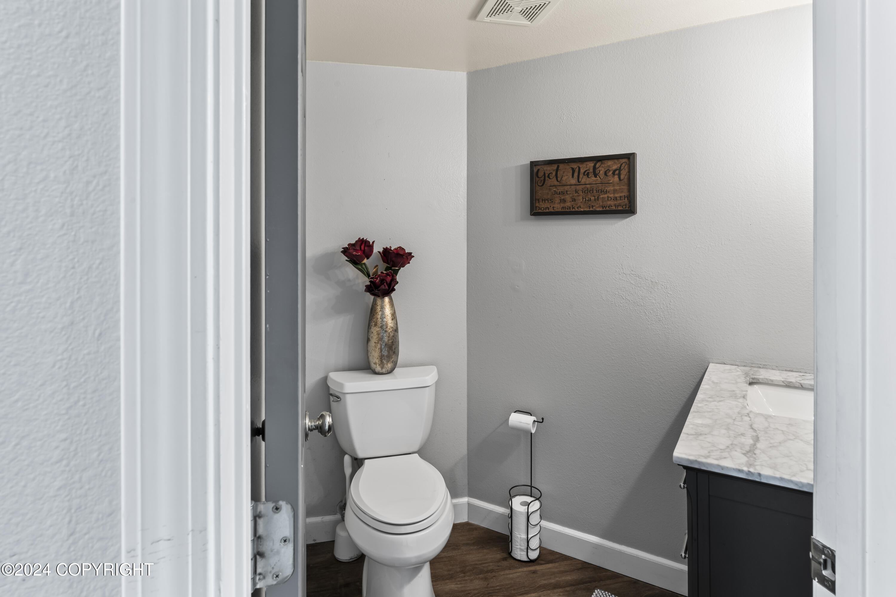 8571 Queensboro Avenue