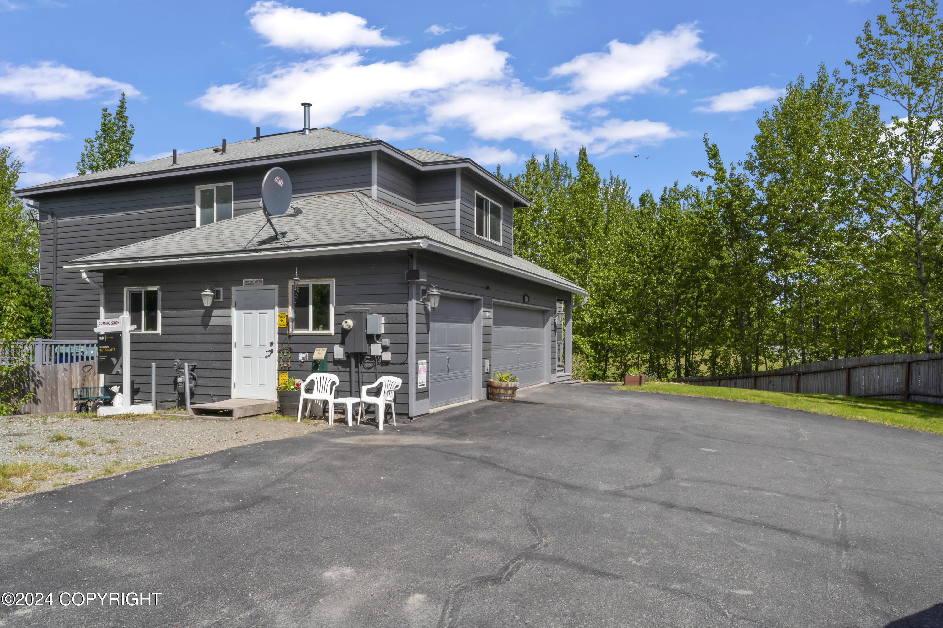 8571 Queensboro Avenue