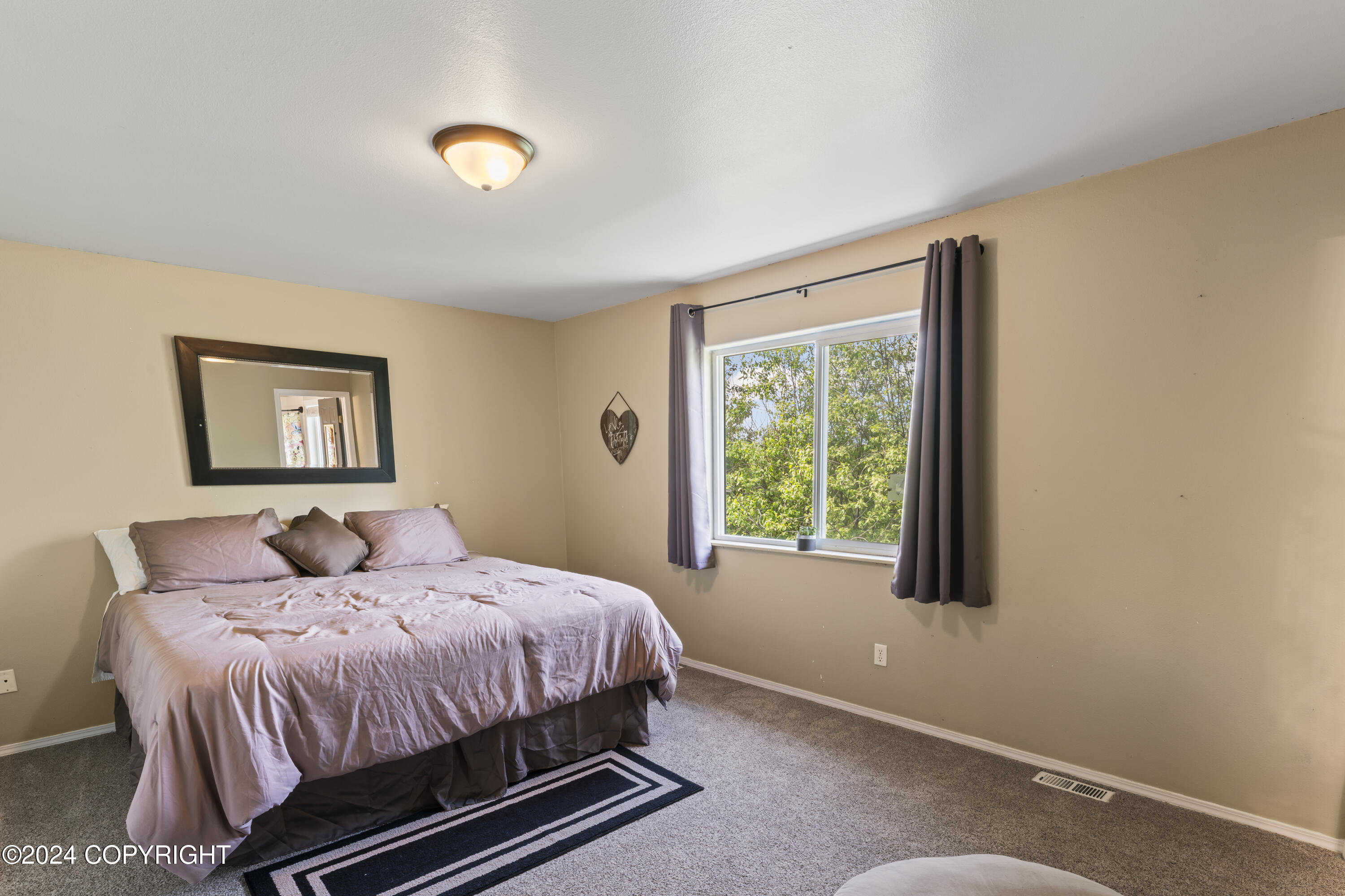 8571 Queensboro Avenue