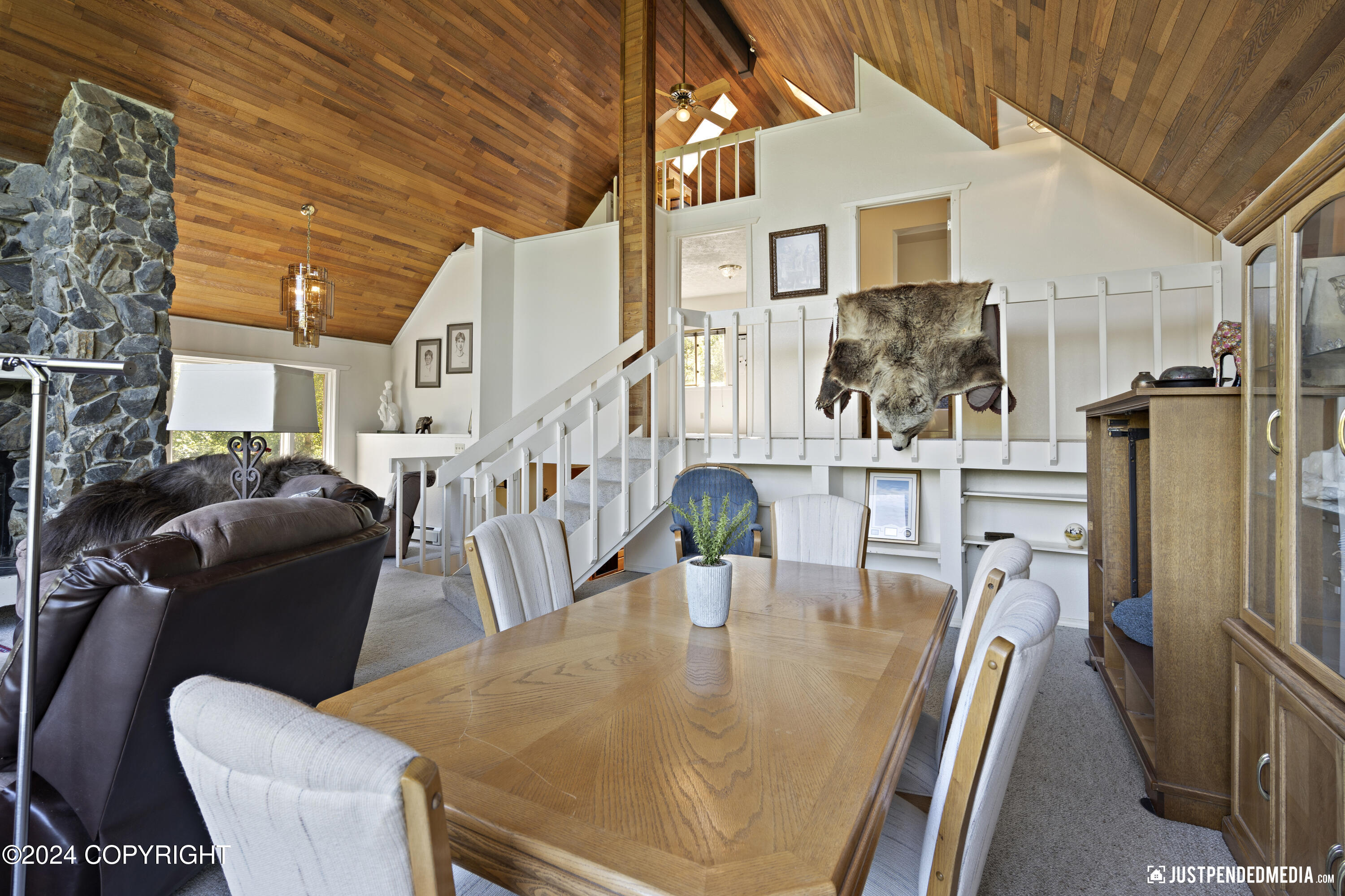 4201 Riverton Avenue