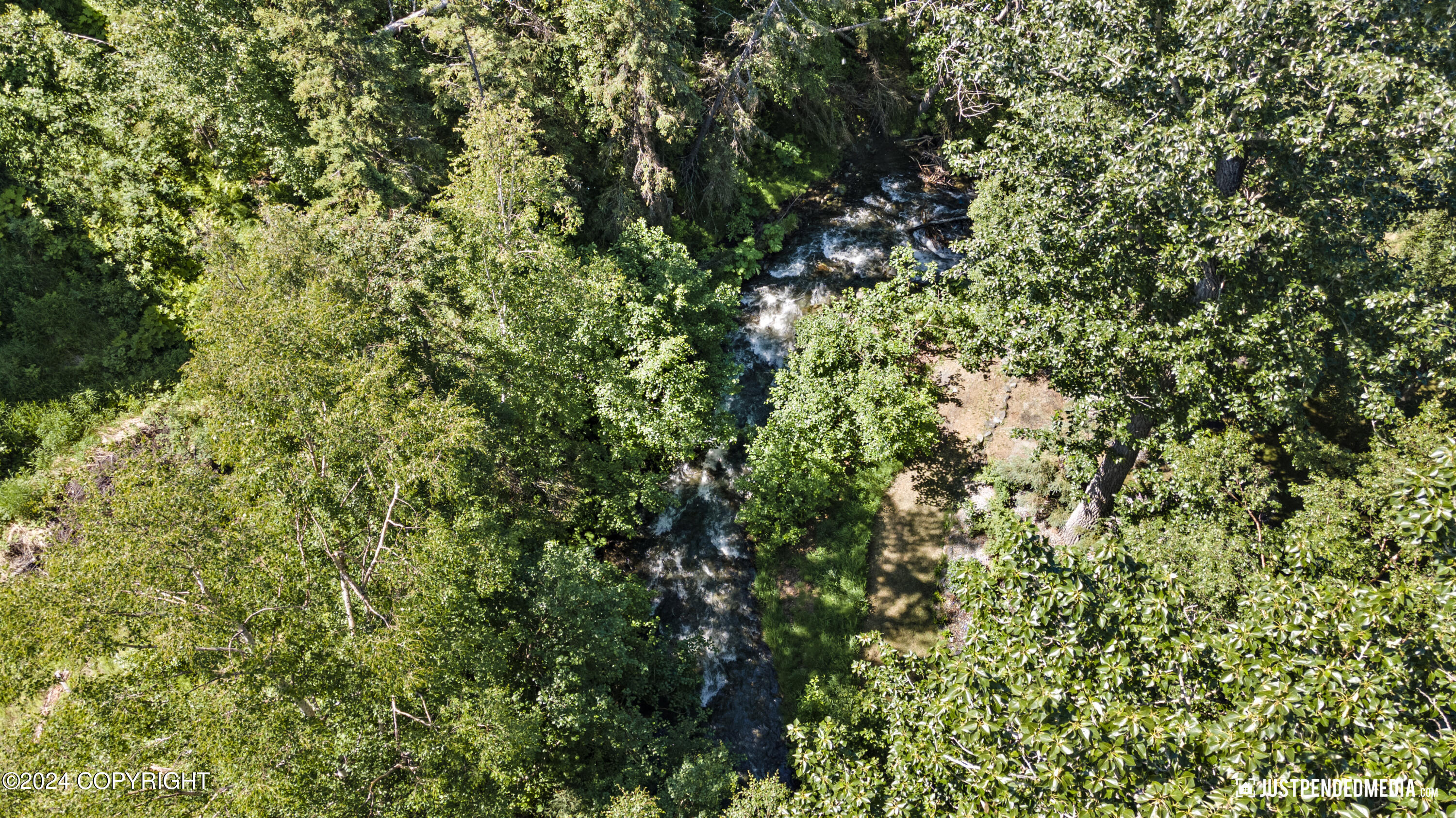 4201 Riverton Avenue