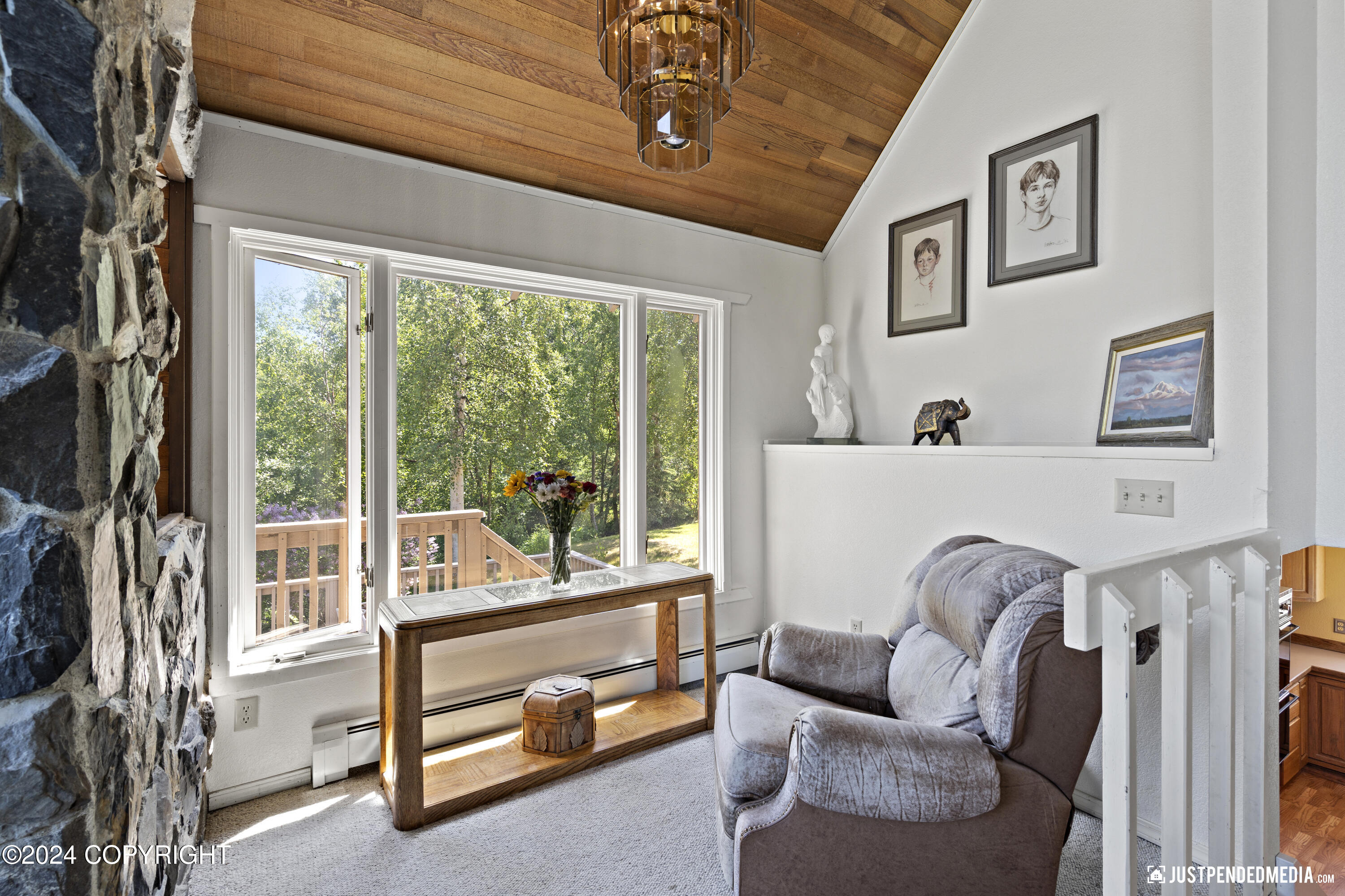 4201 Riverton Avenue