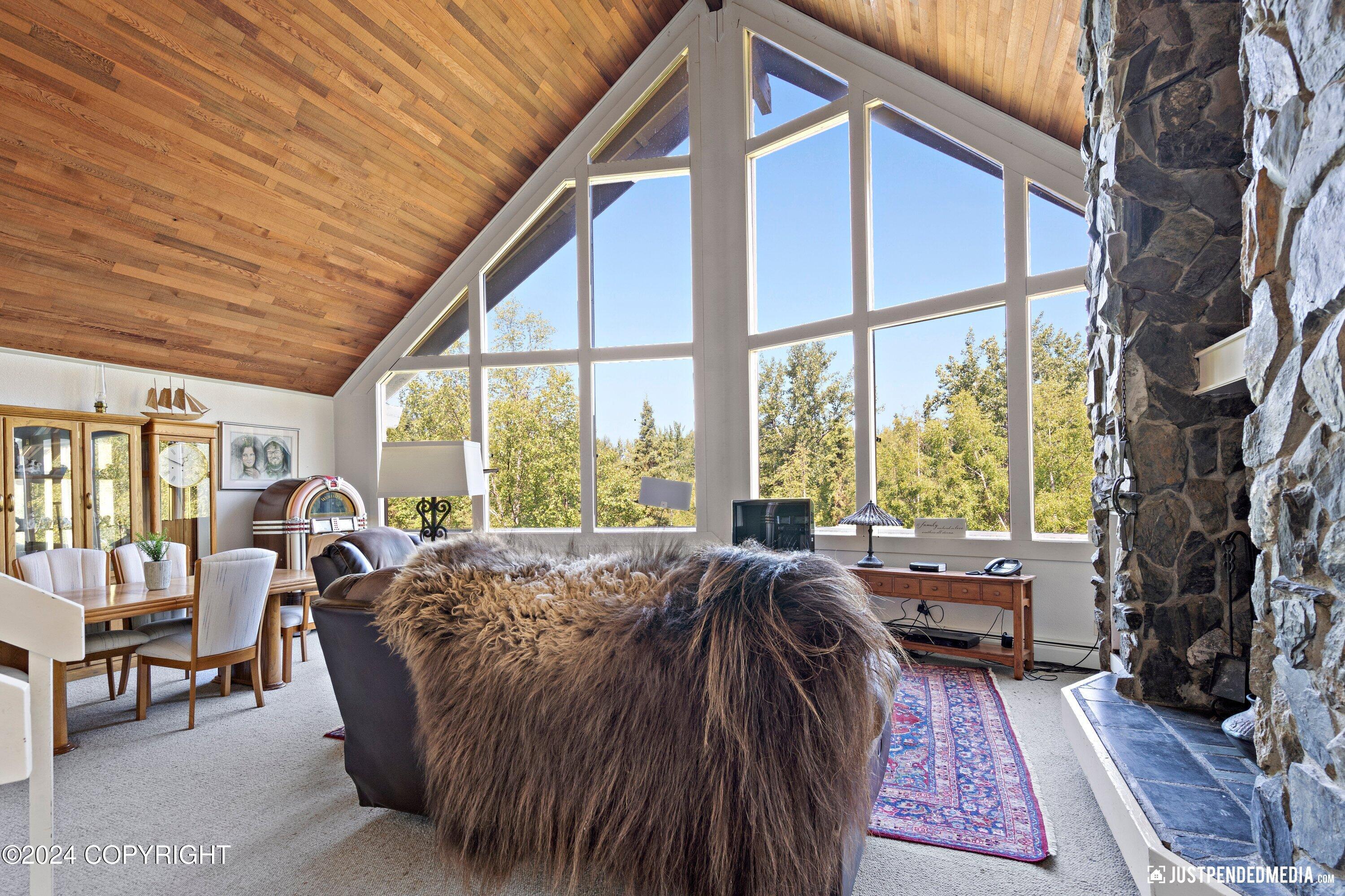 4201 Riverton Avenue