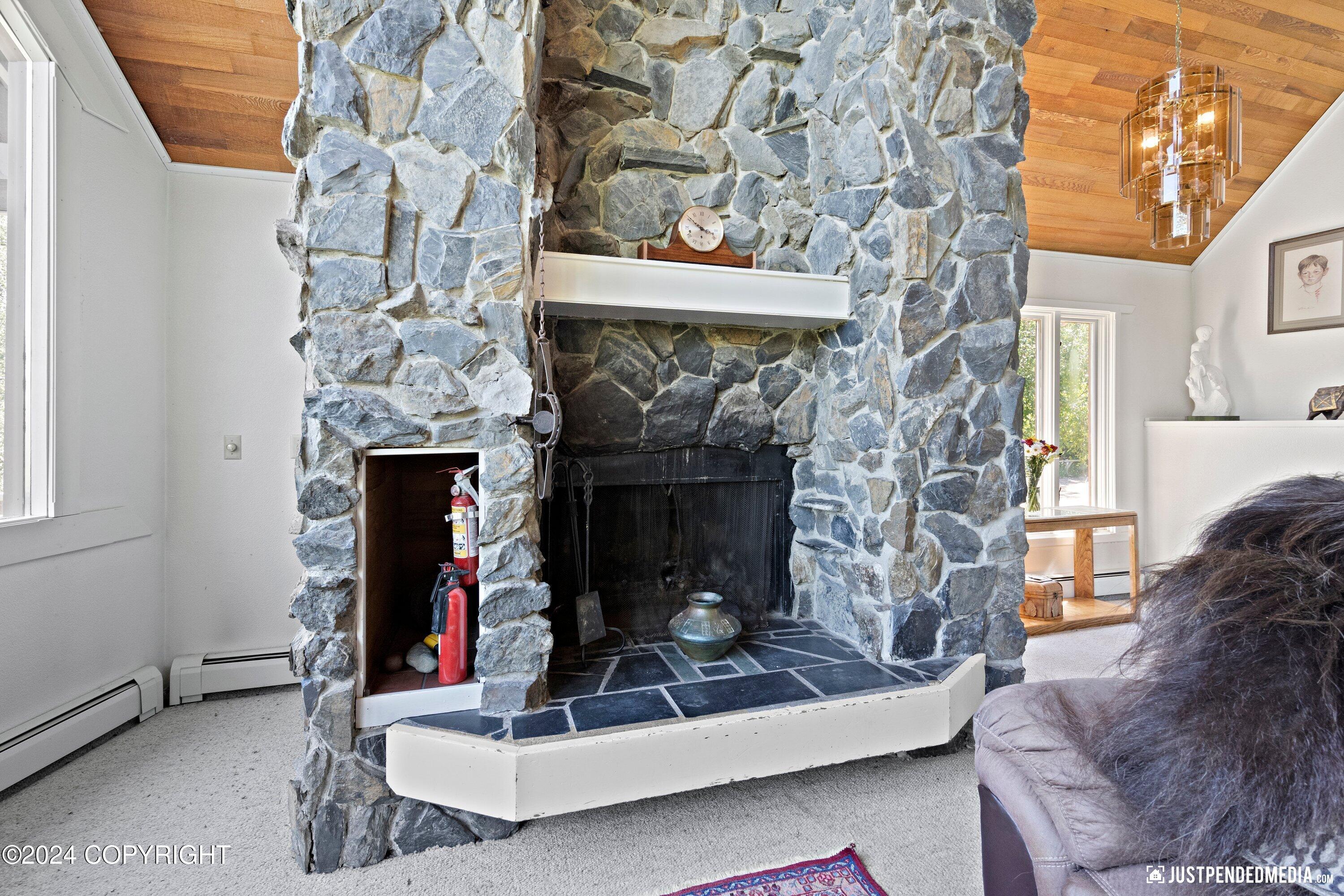 4201 Riverton Avenue