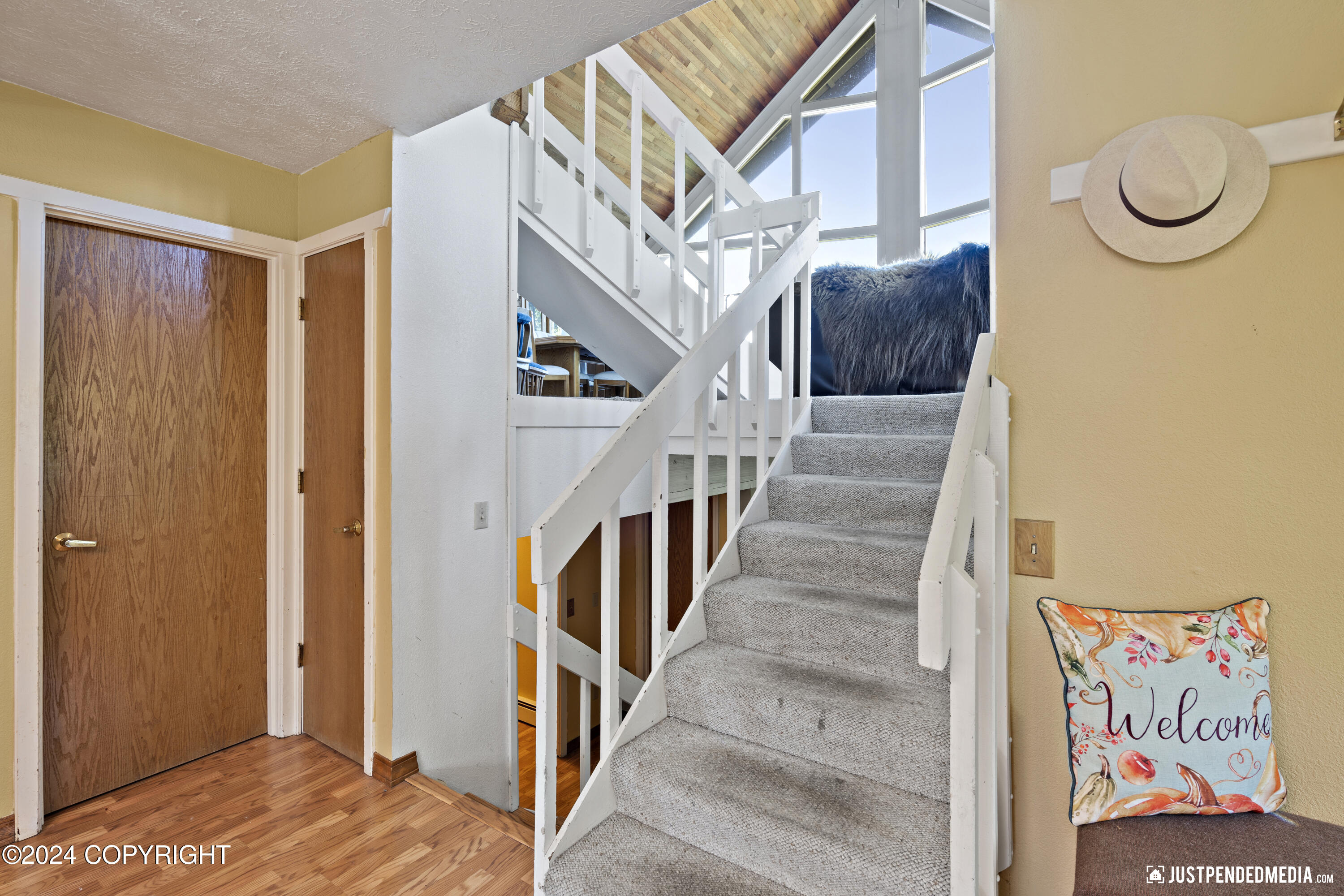 4201 Riverton Avenue