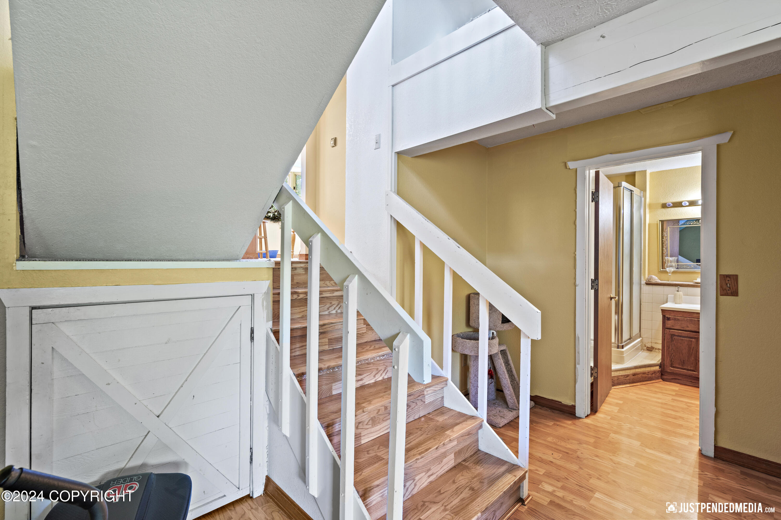 4201 Riverton Avenue