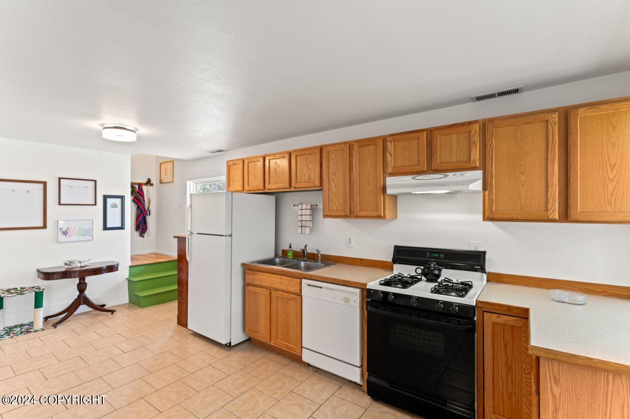 3505 TERN Court
