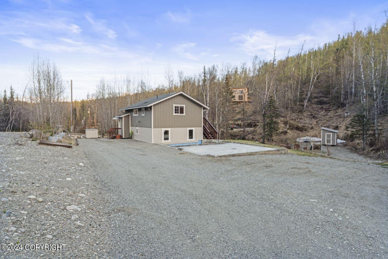 18168 Eska Mountain Way