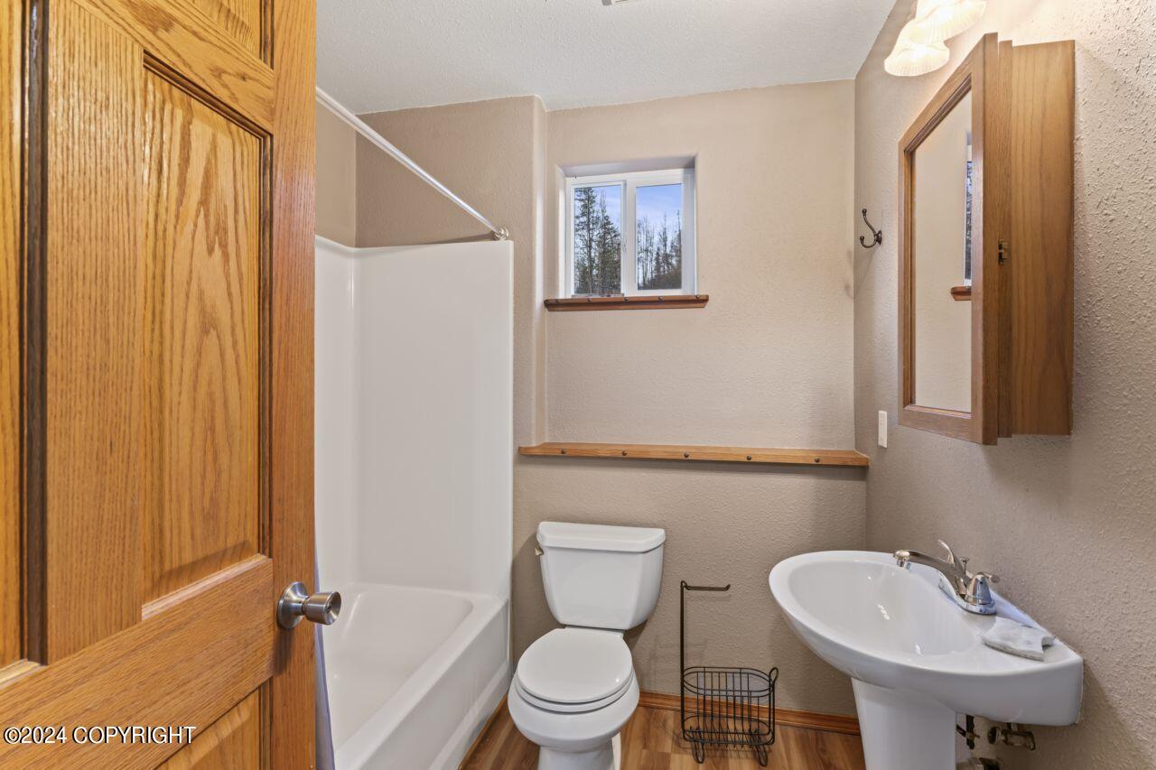 18168 Eska Mountain Way