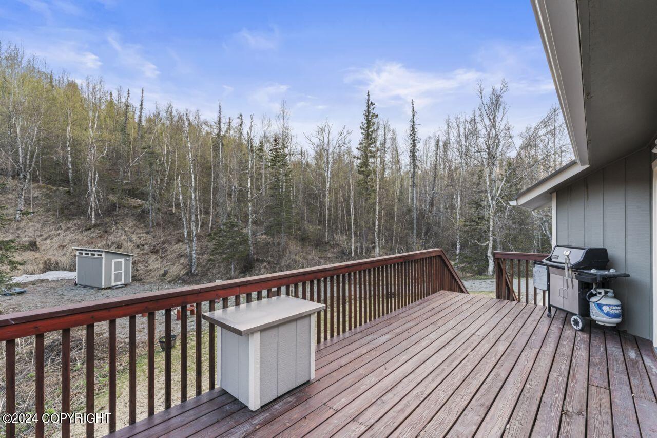 18168 Eska Mountain Way