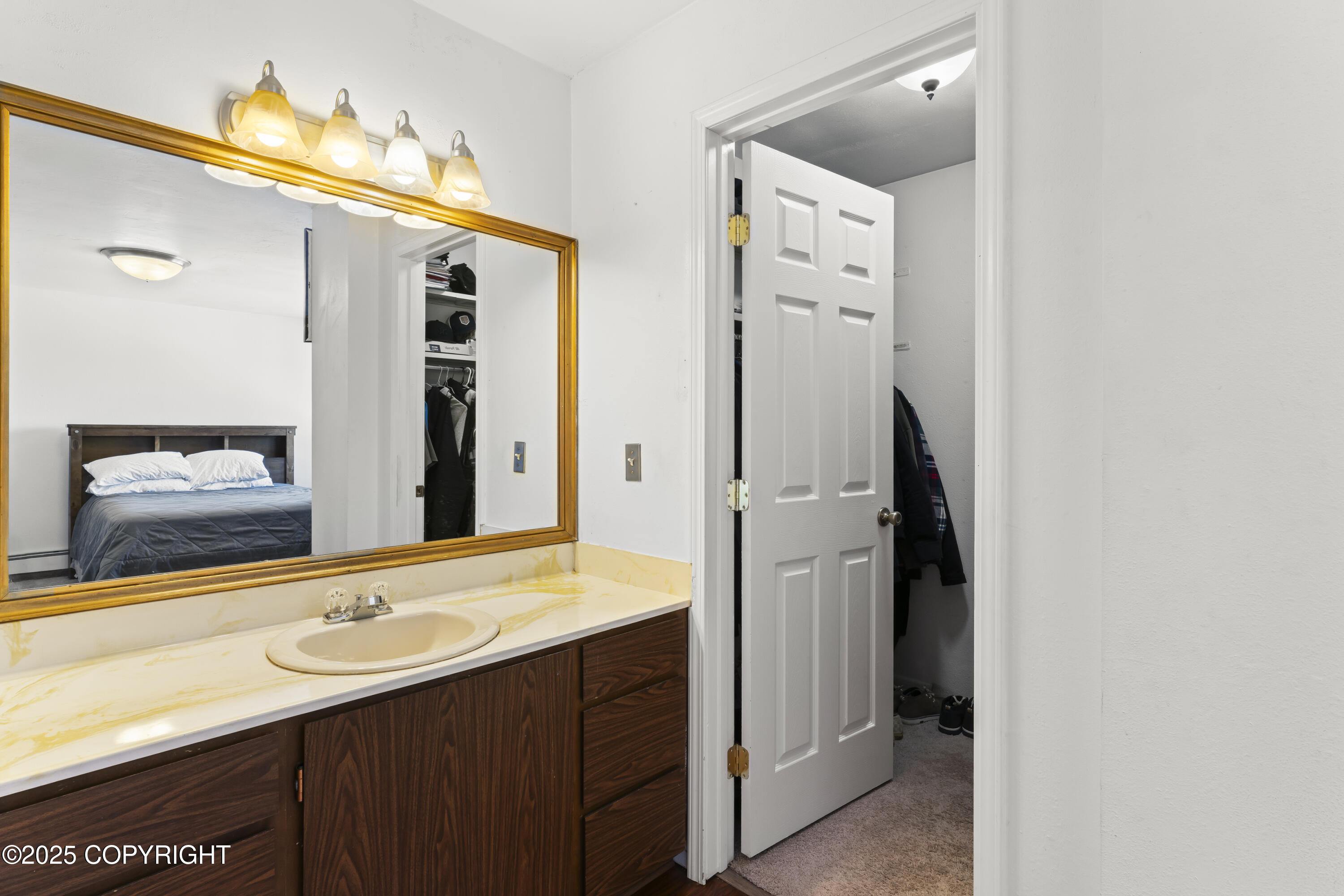 400 E 24th Avenue # 20 Unit: #20