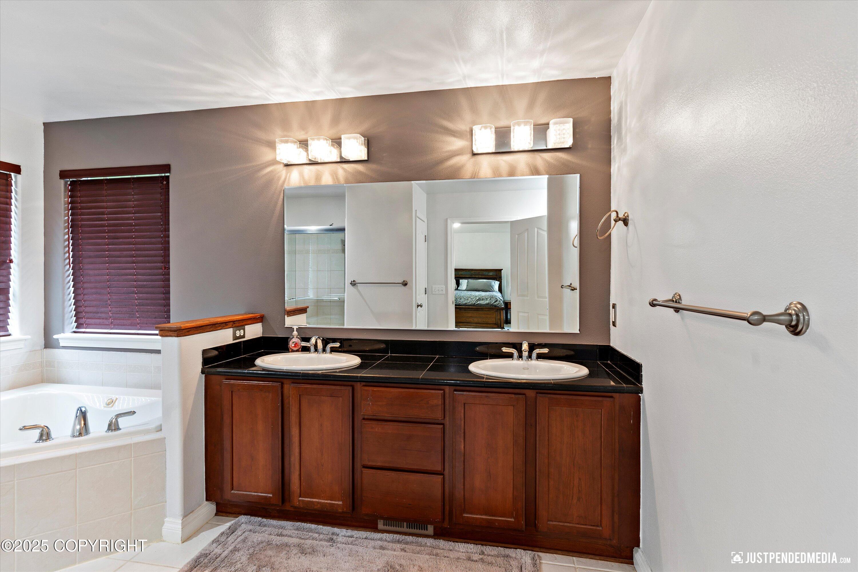 1105 W Granville Street