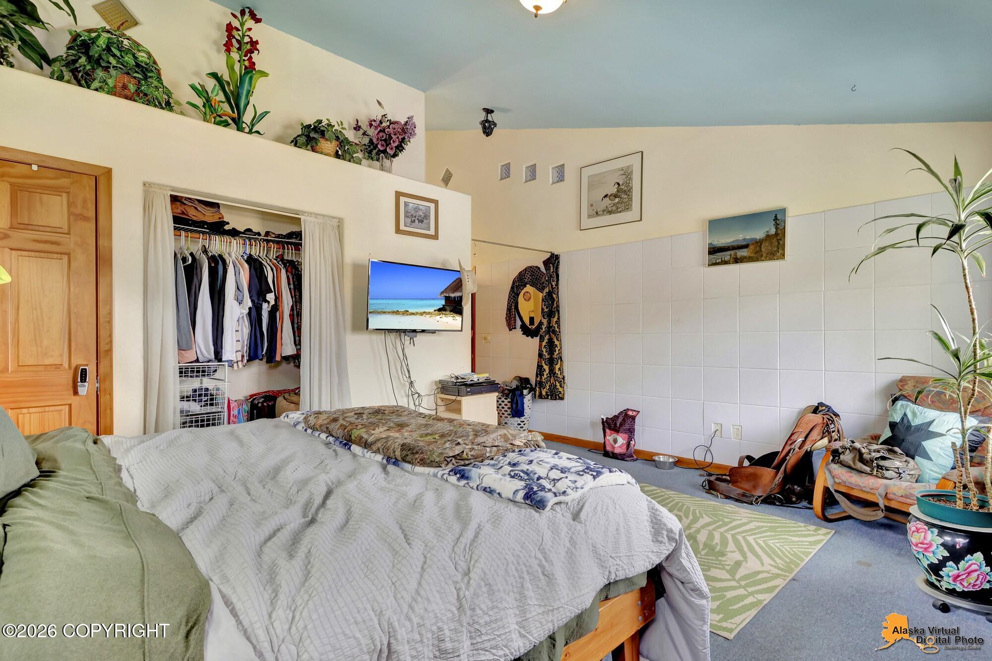 16528 Kings Way Drive