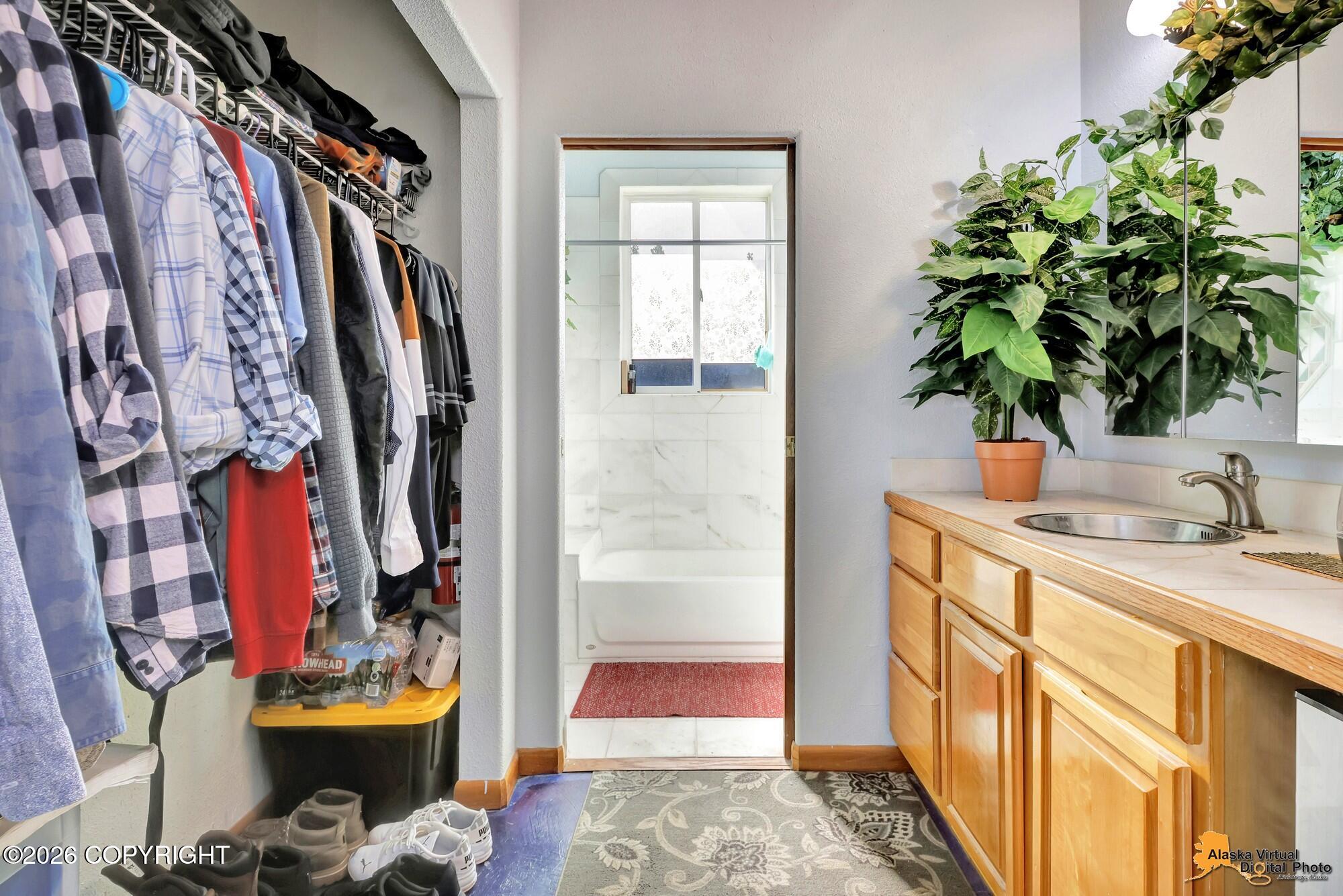 16528 Kings Way Drive