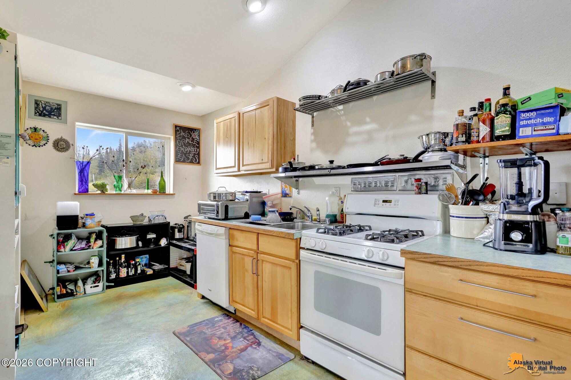 16528 Kings Way Drive