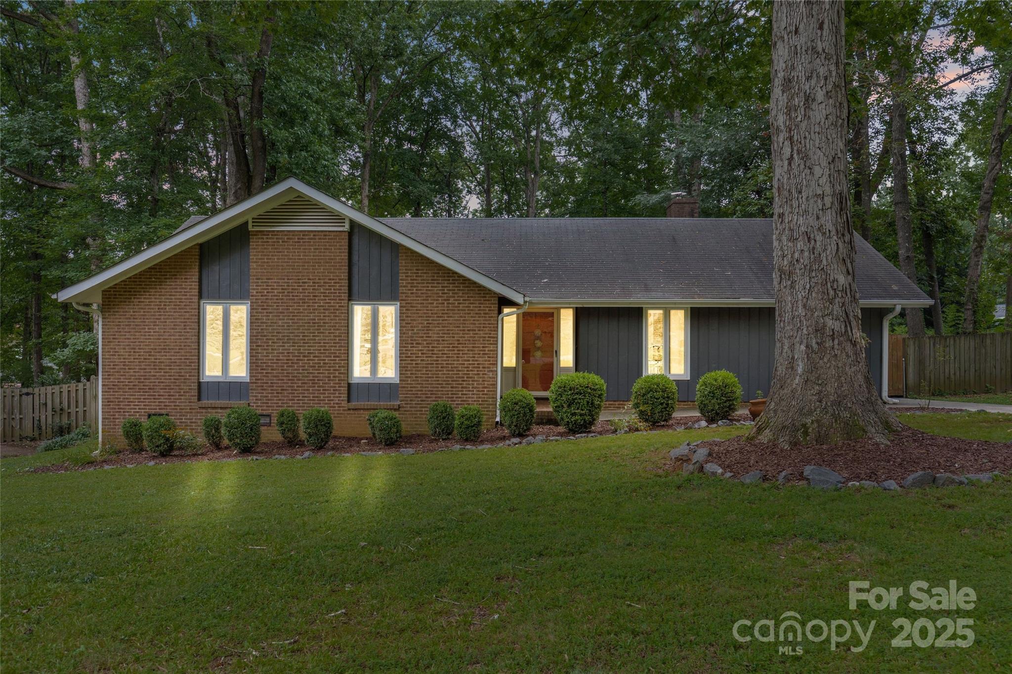 1001 Pinafore Drive