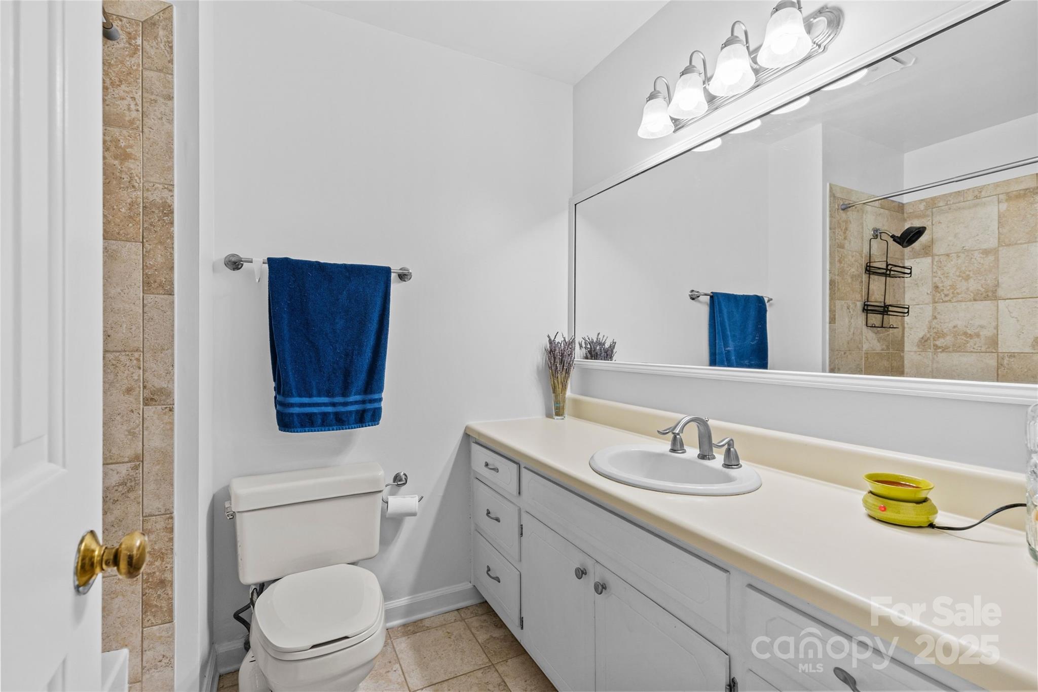 1001 Pinafore Drive