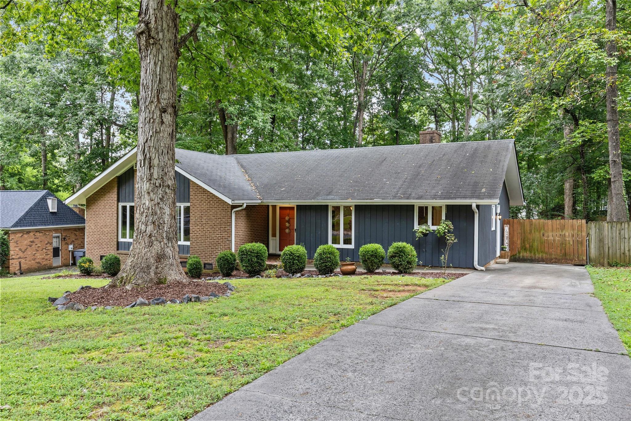 1001 Pinafore Drive