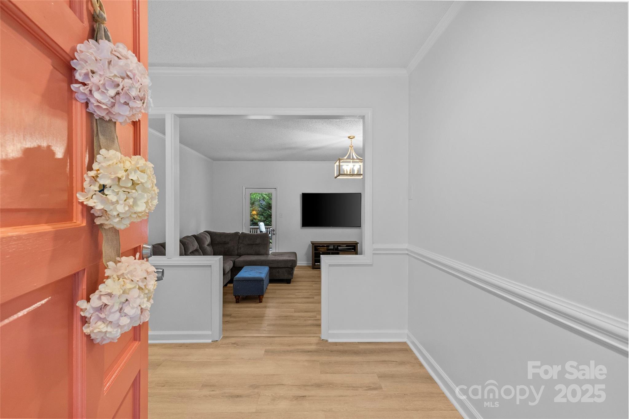 1001 Pinafore Drive