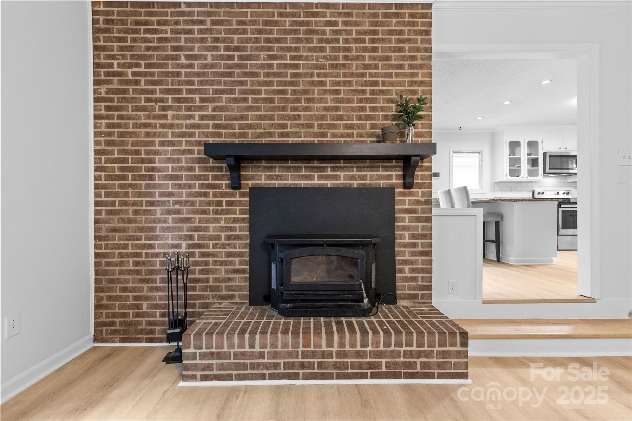 1001 Pinafore Drive