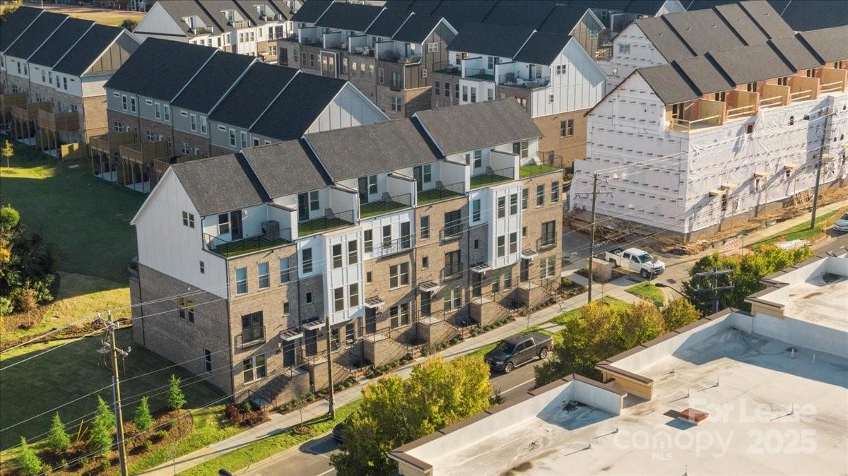 12147 Brooklyn Avenue