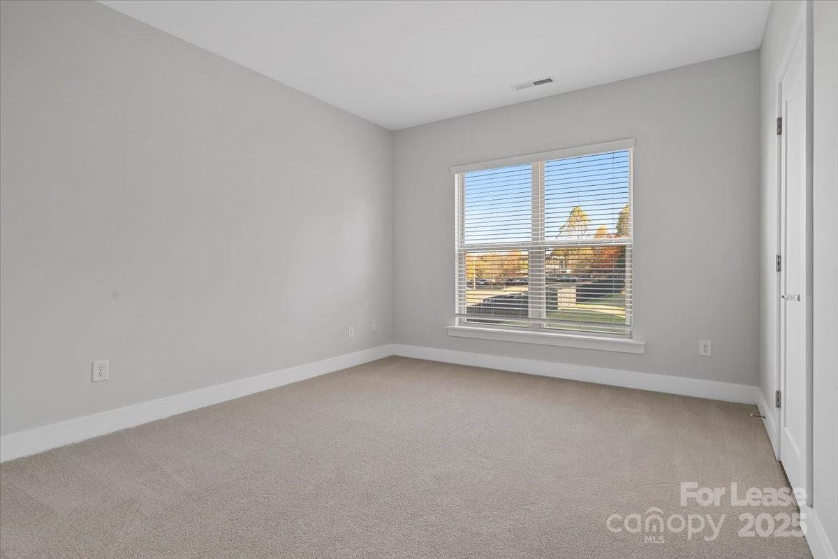 12147 Brooklyn Avenue