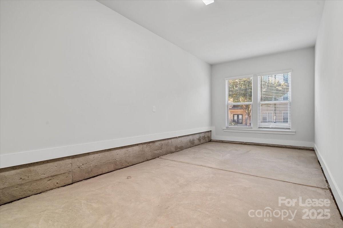 12147 Brooklyn Avenue