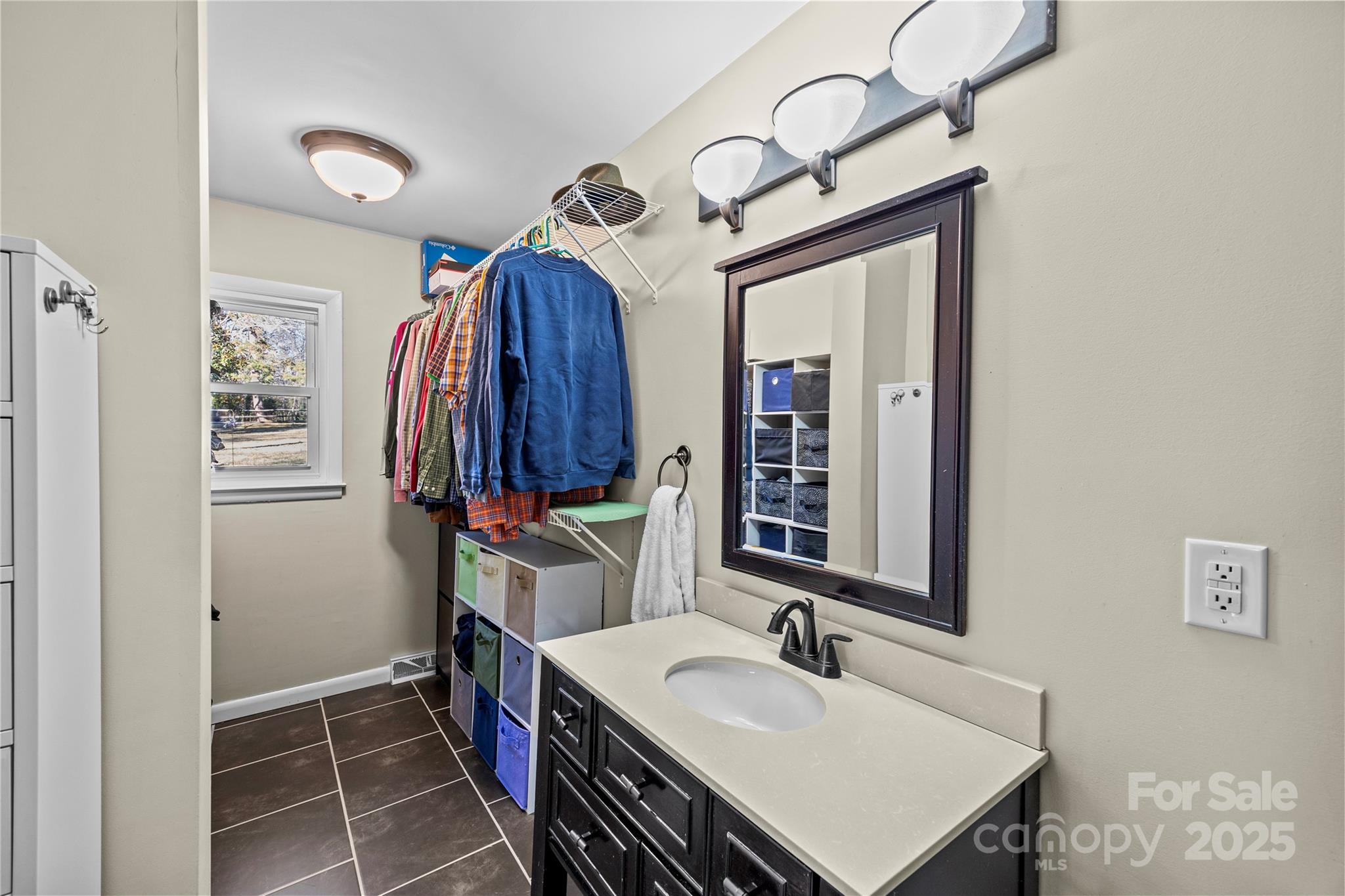 1419 Marlwood Circle