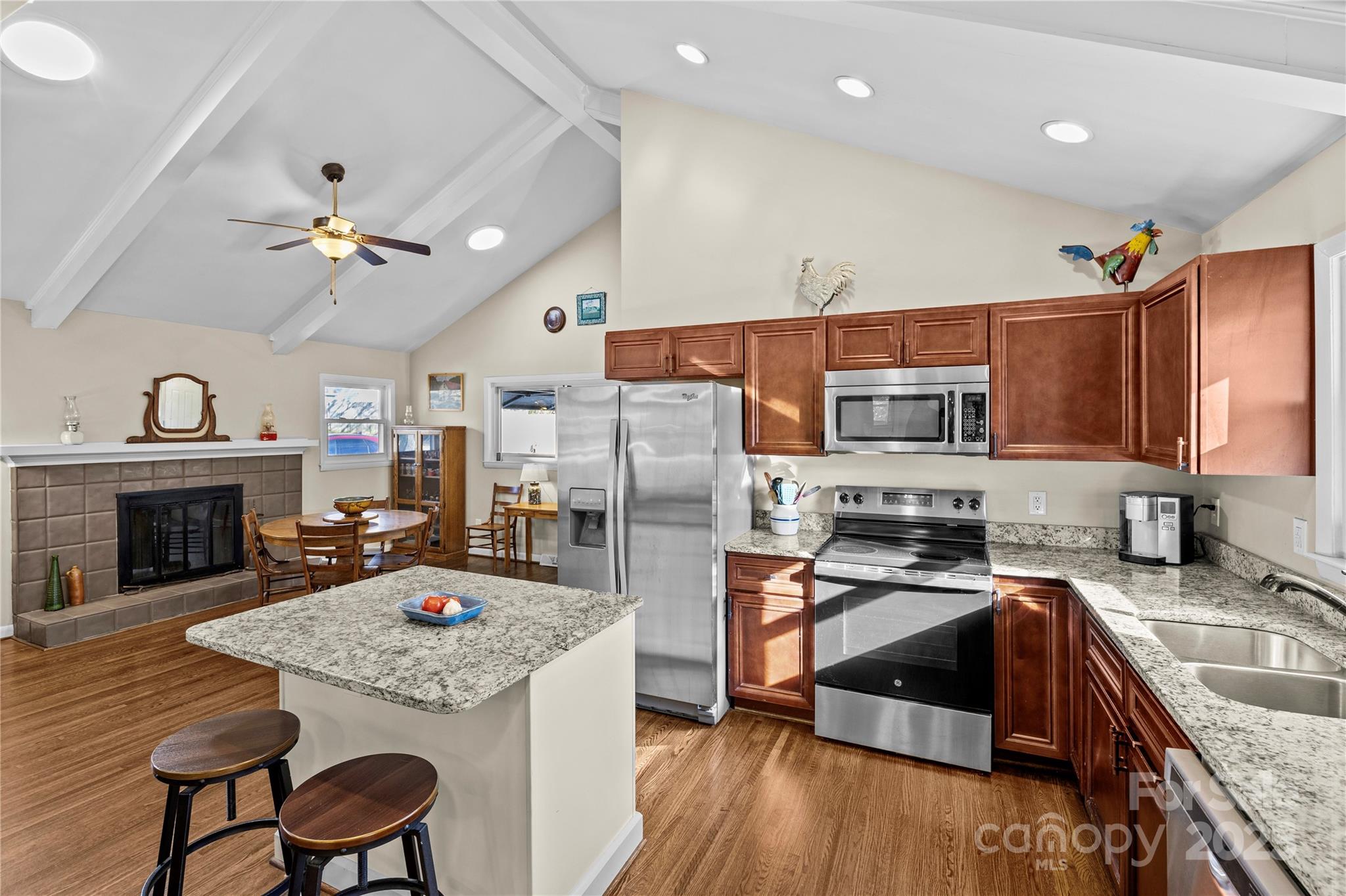 1419 Marlwood Circle