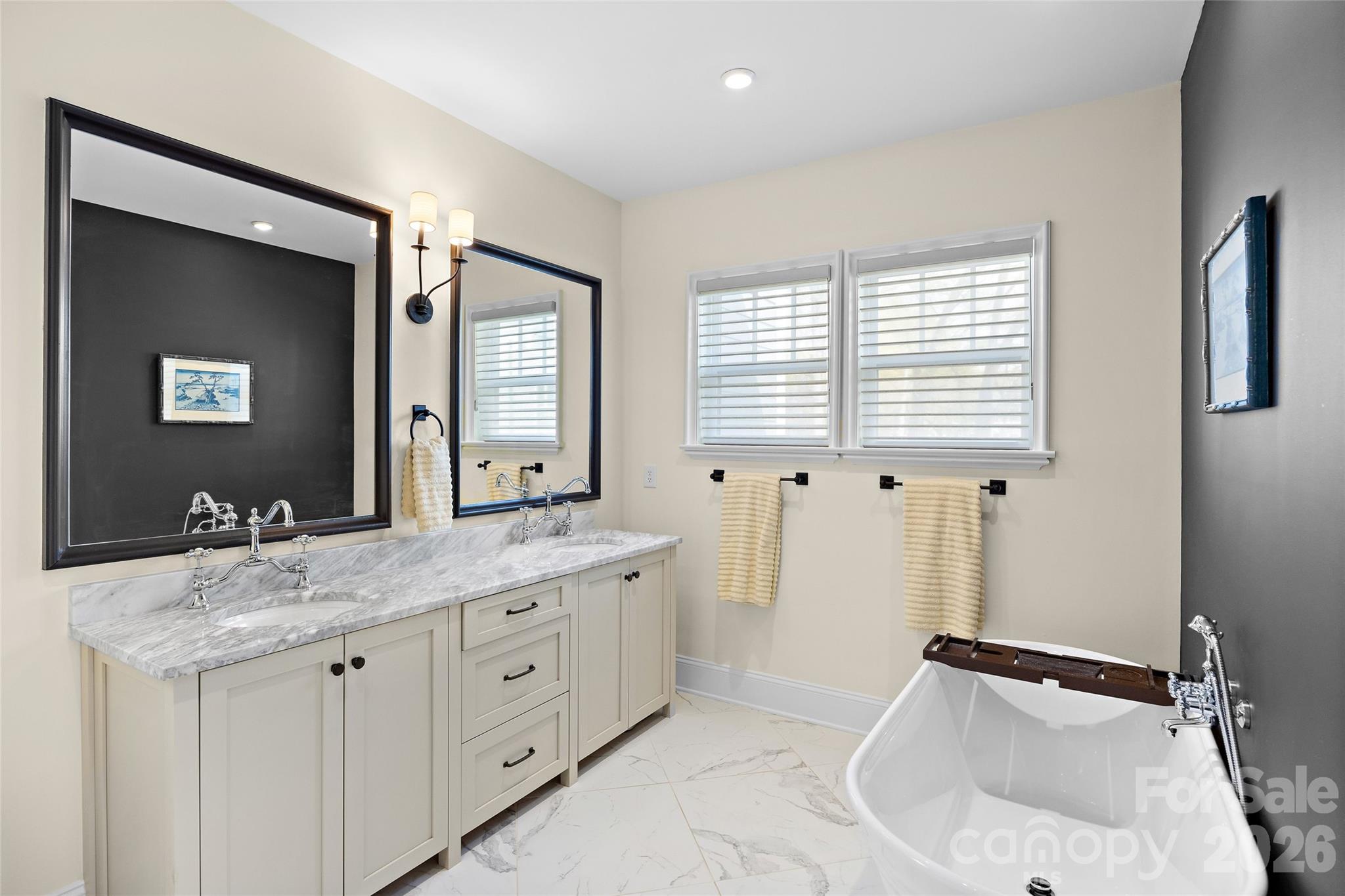 2649 Chesterfield Avenue