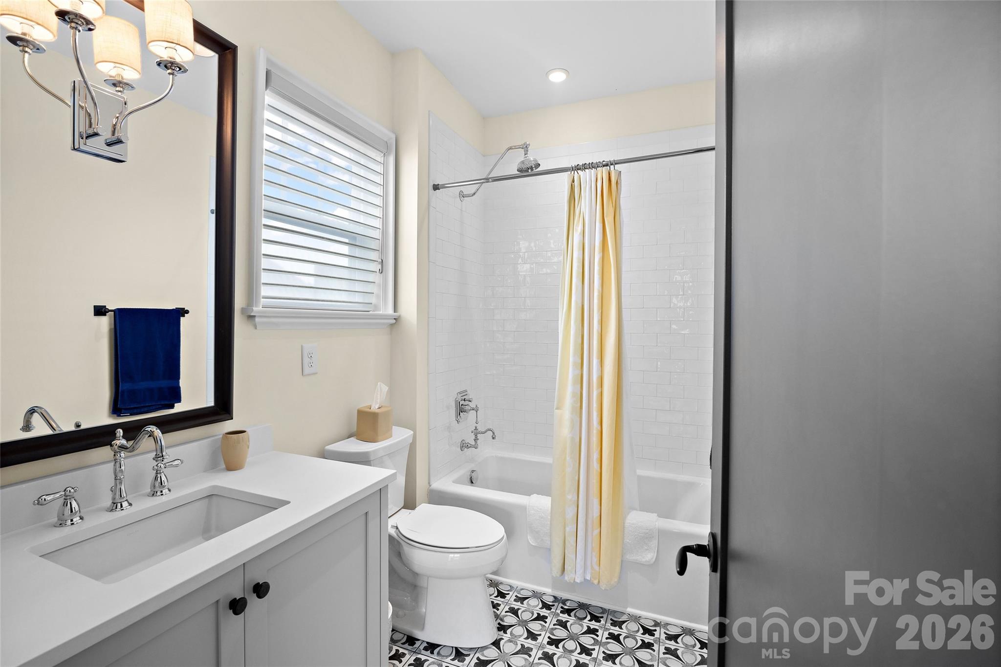 2649 Chesterfield Avenue