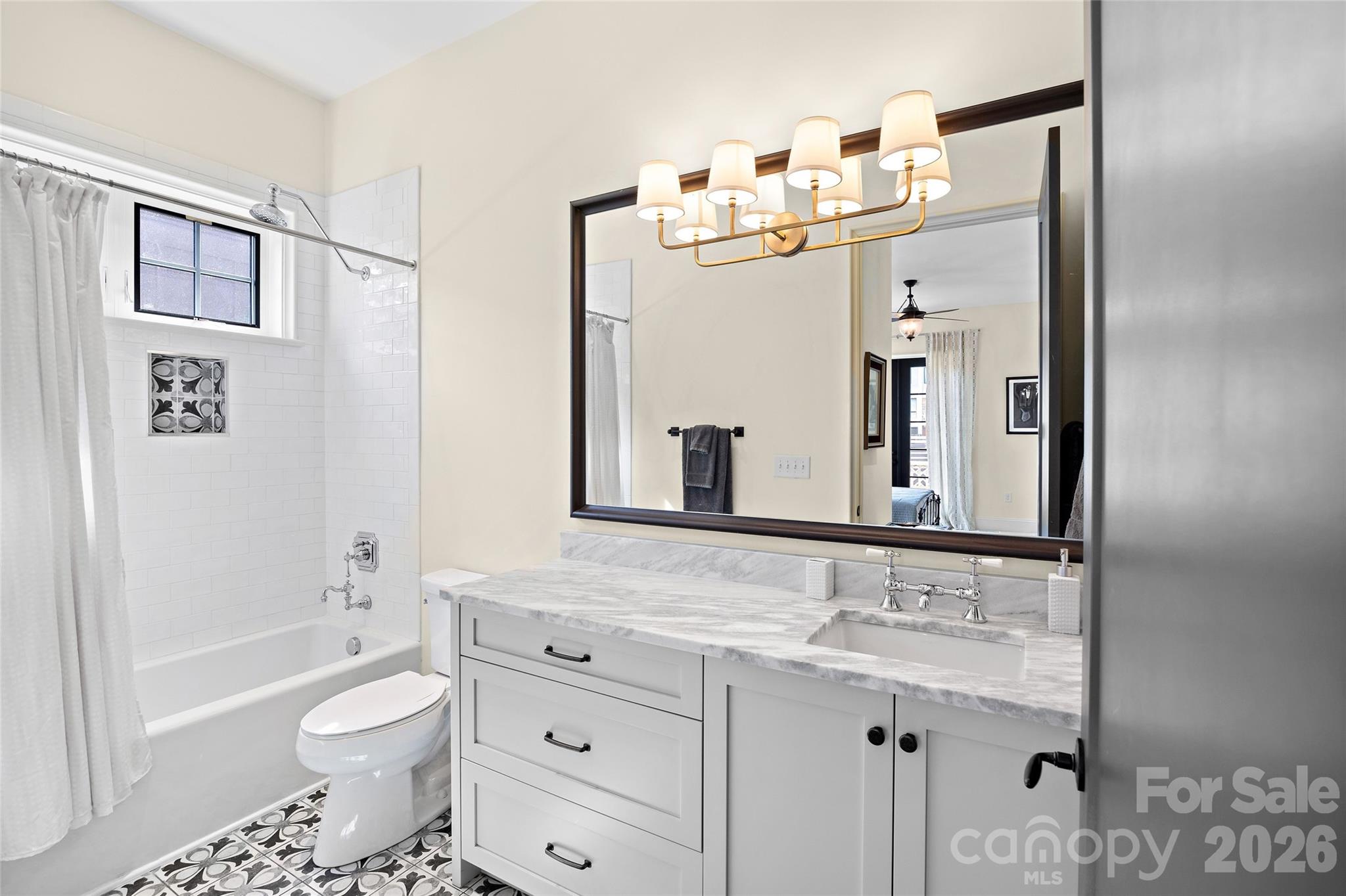 2649 Chesterfield Avenue