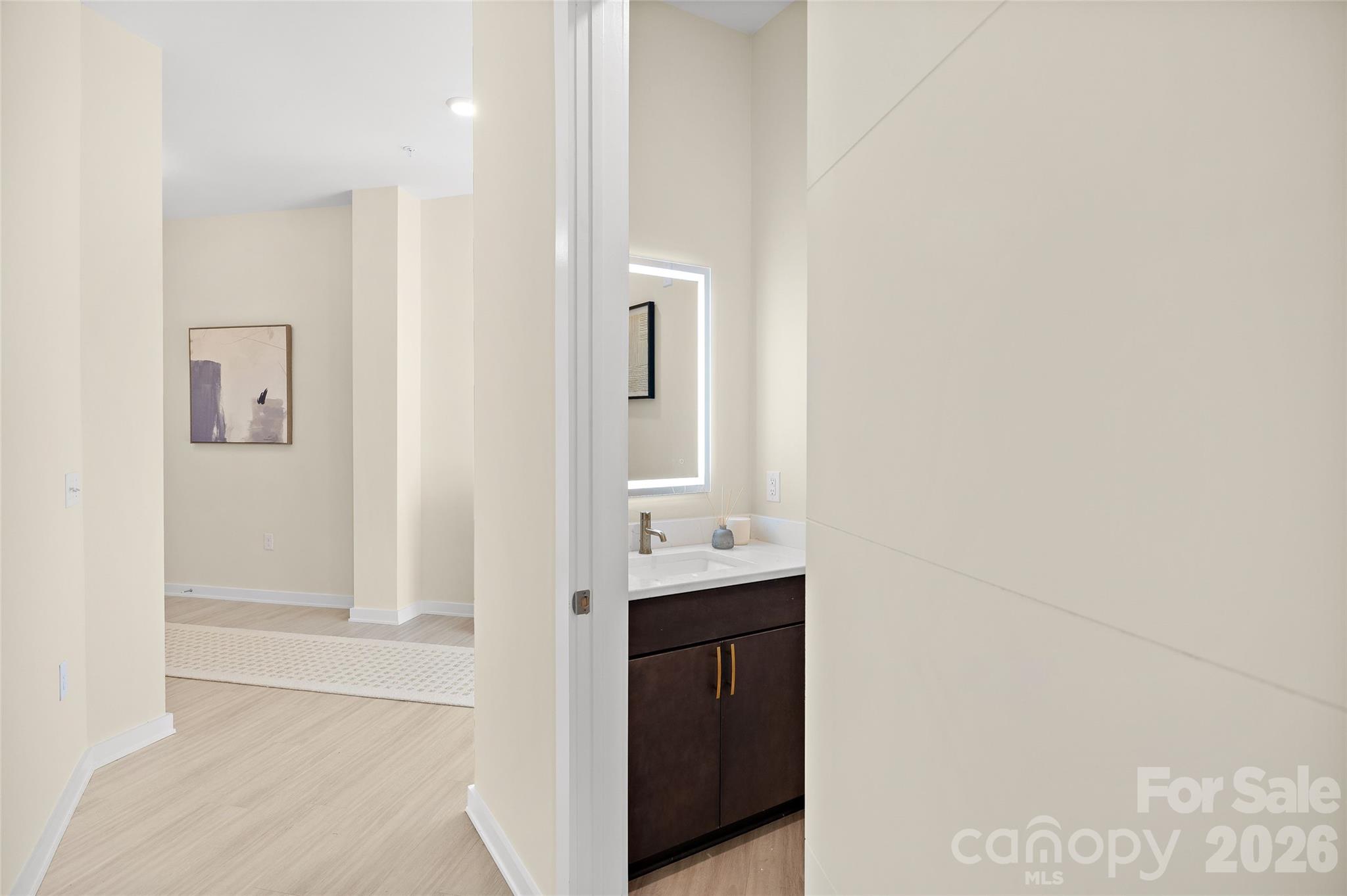 3630 N Davidson Street Unit: 4407