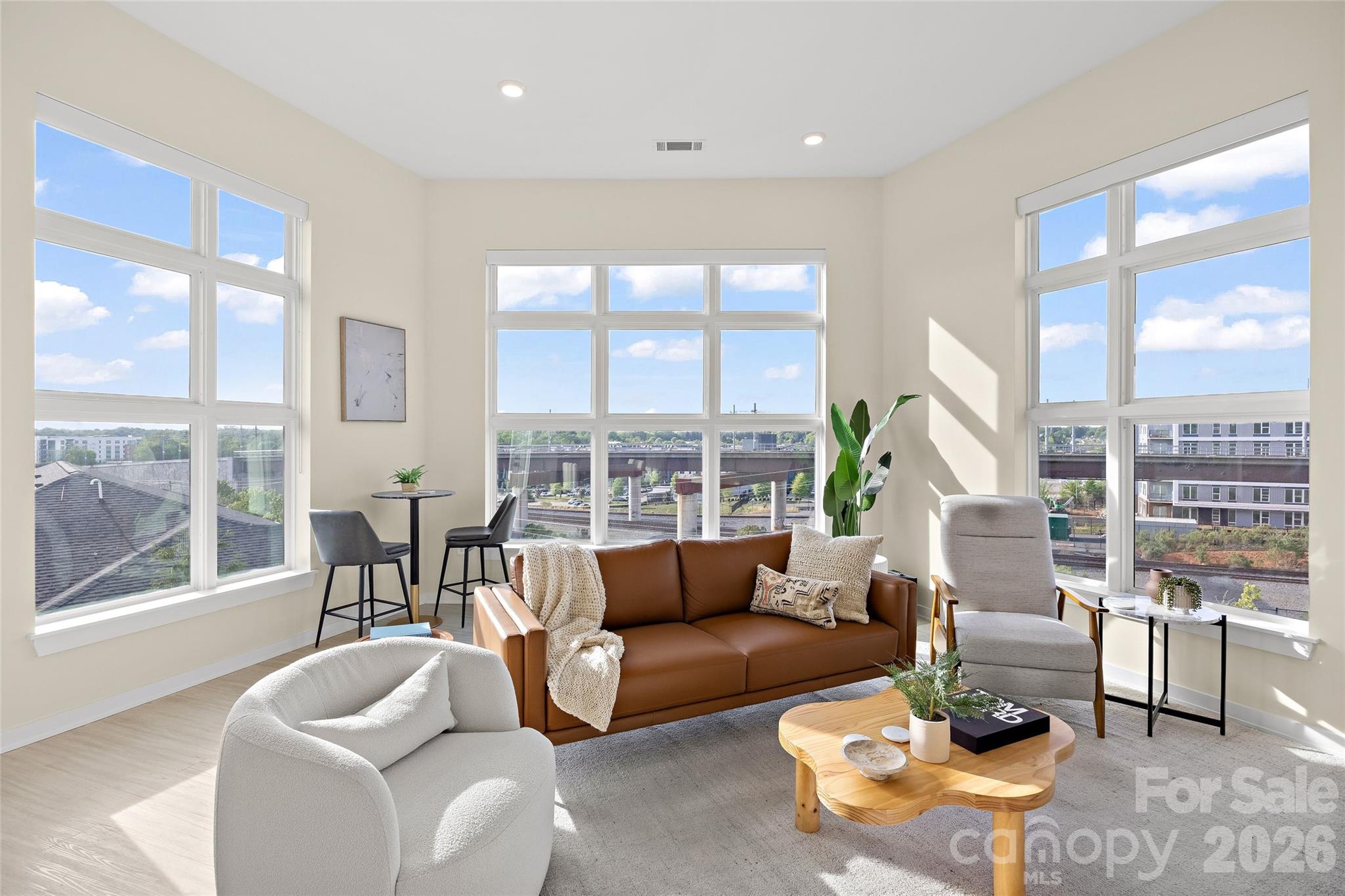 3630 N Davidson Street Unit: 4407