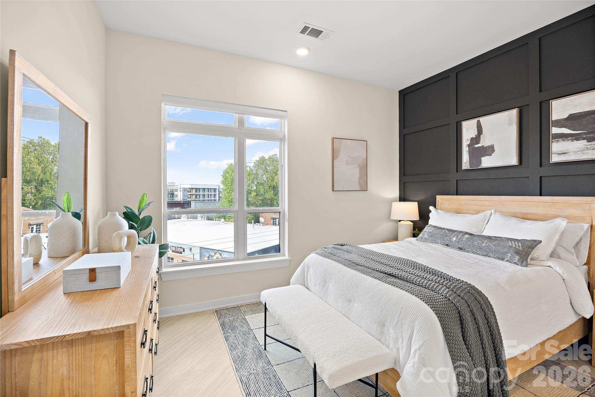 3630 N Davidson Street Unit: 4407