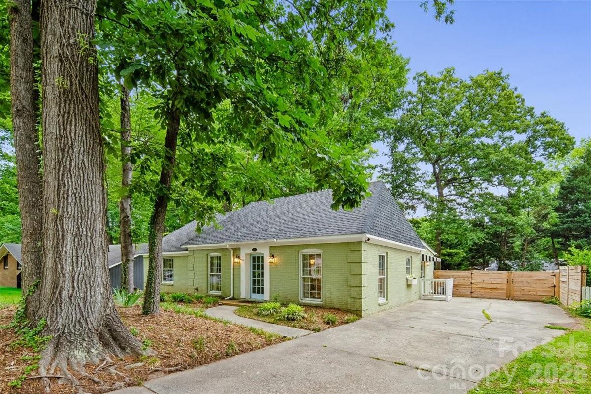 1005 Pinafore Drive
