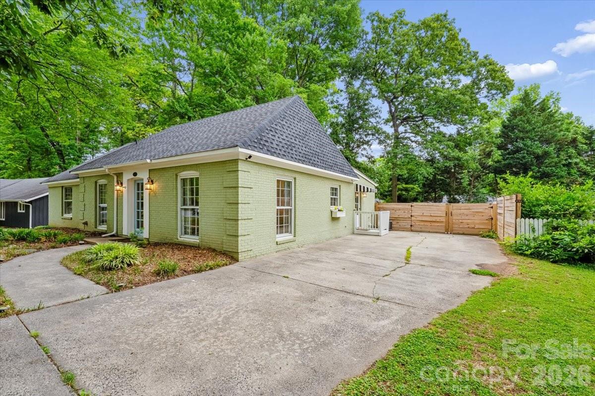 1005 Pinafore Drive