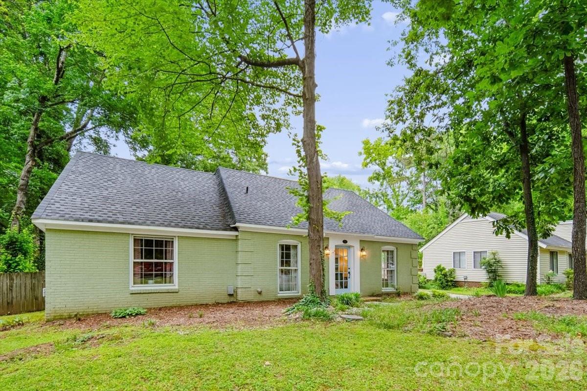 1005 Pinafore Drive