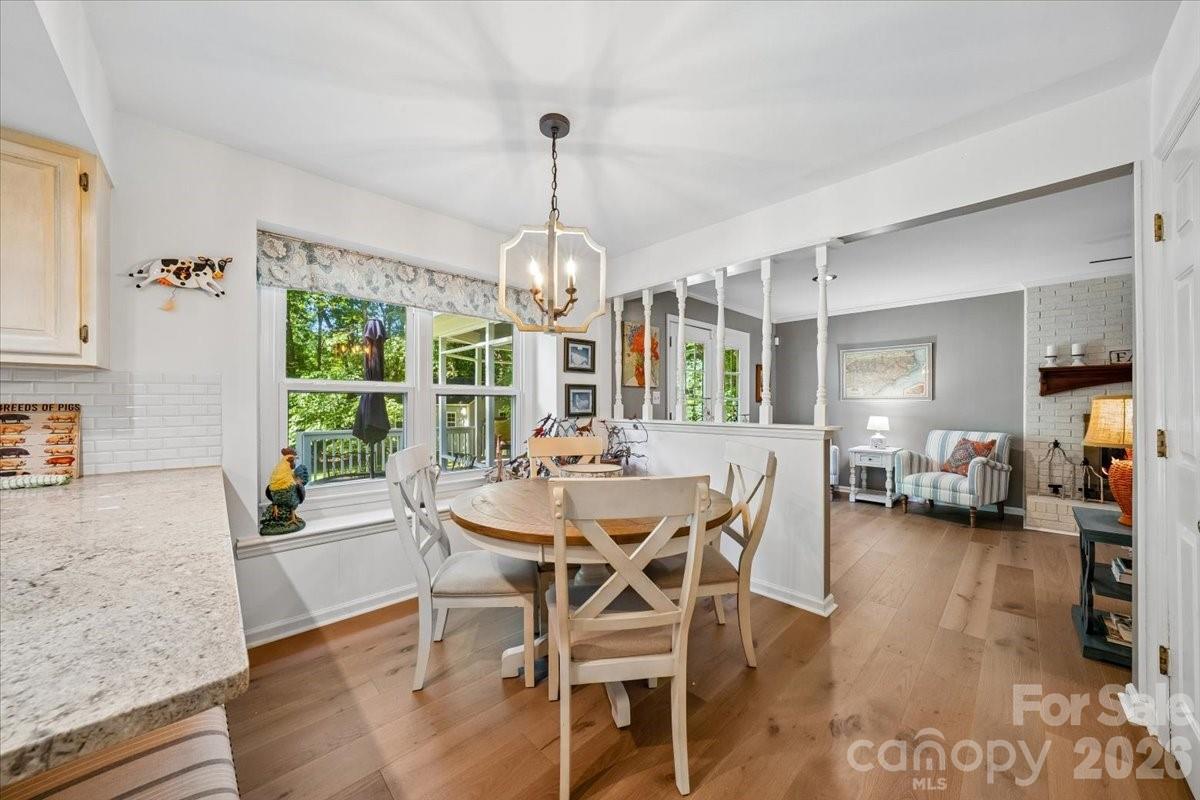 14004 Maple Hollow Lane