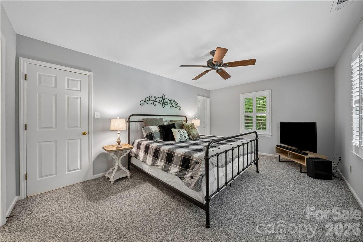 14004 Maple Hollow Lane