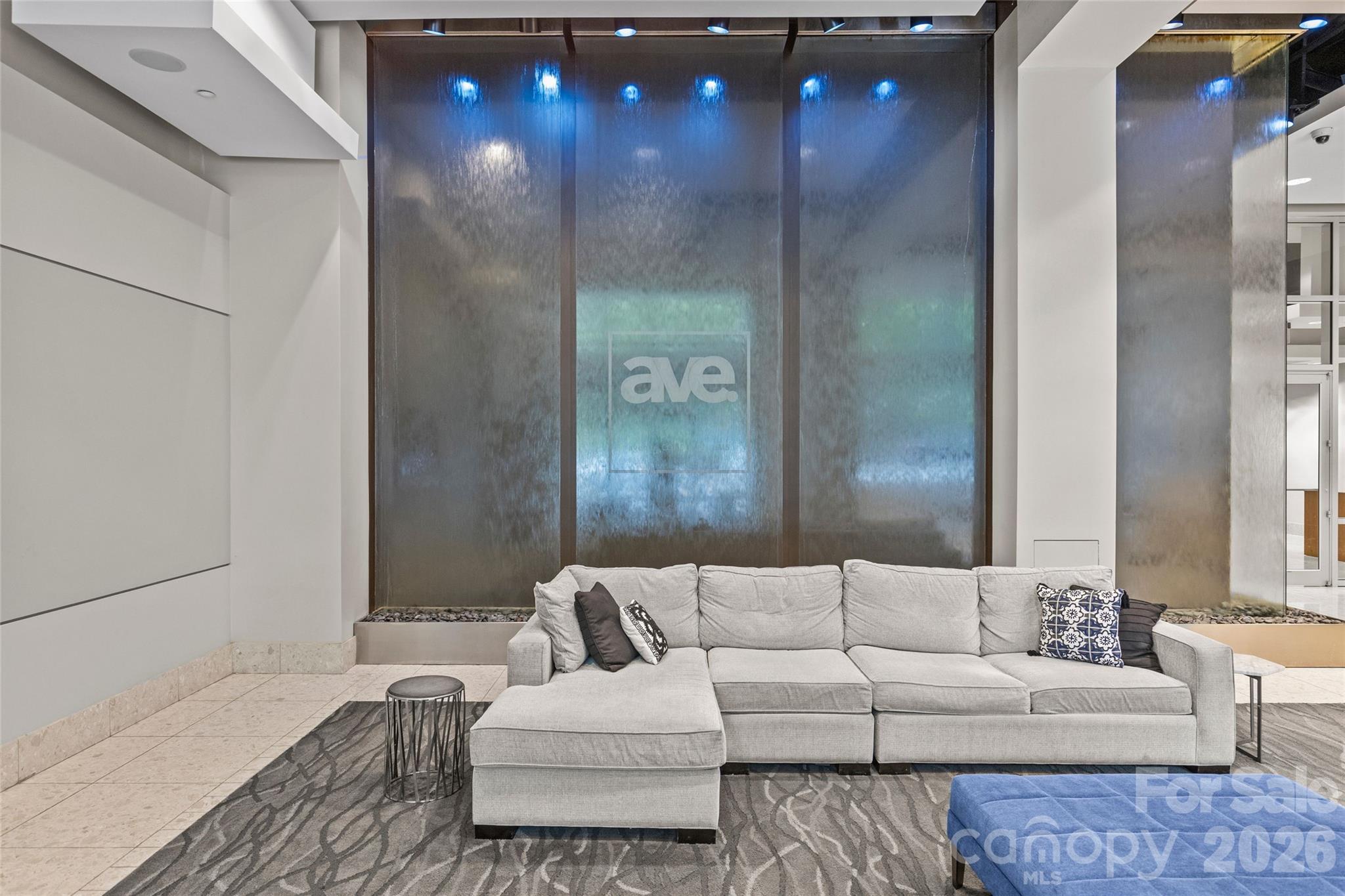 210 N Church Street Unit: 2006