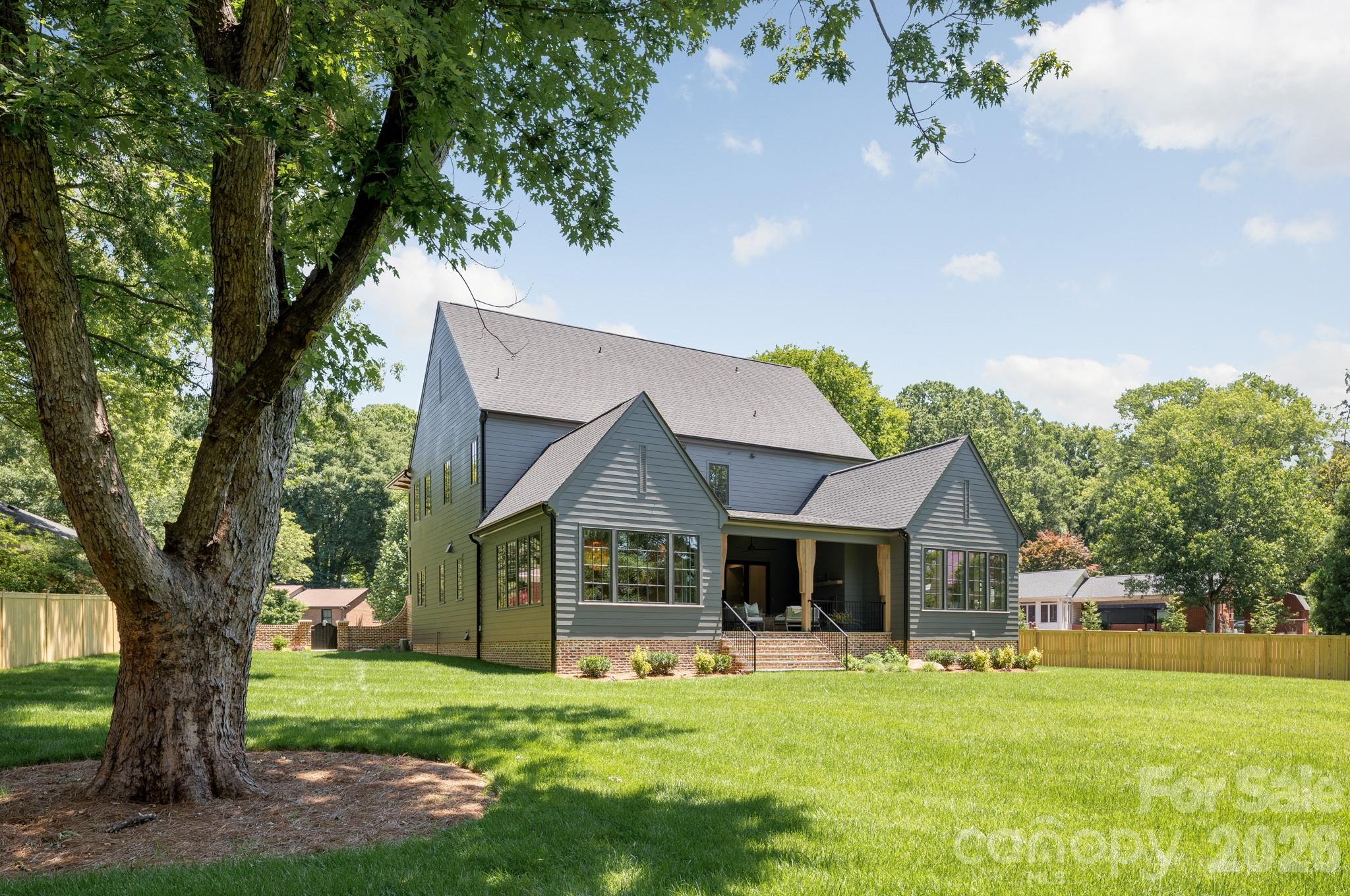 5555 Lansing Drive
