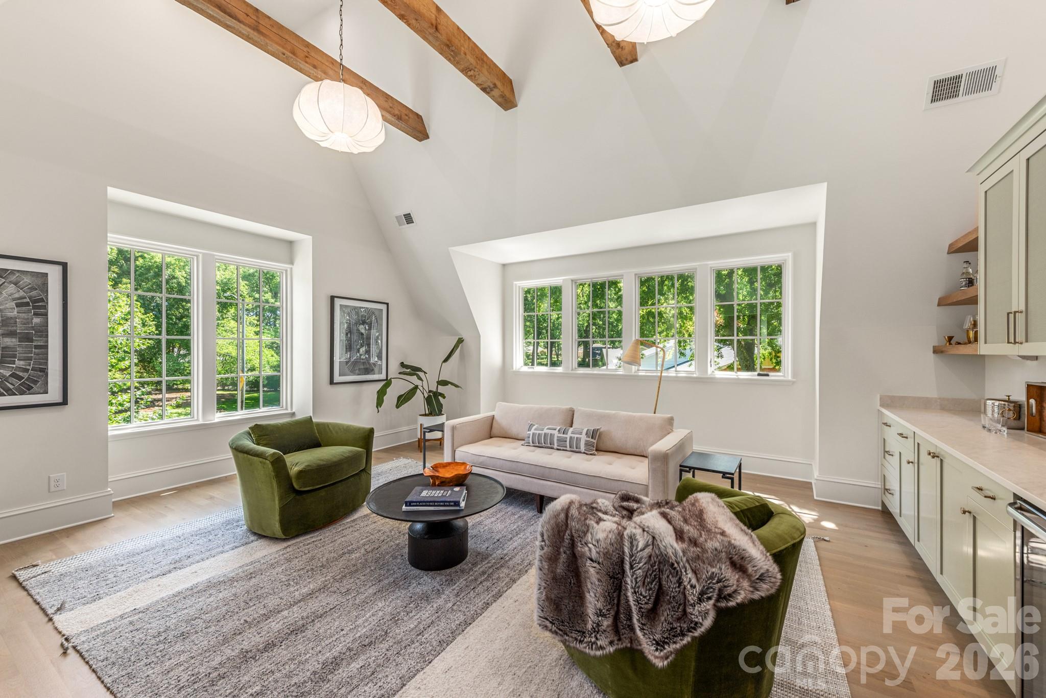 5555 Lansing Drive