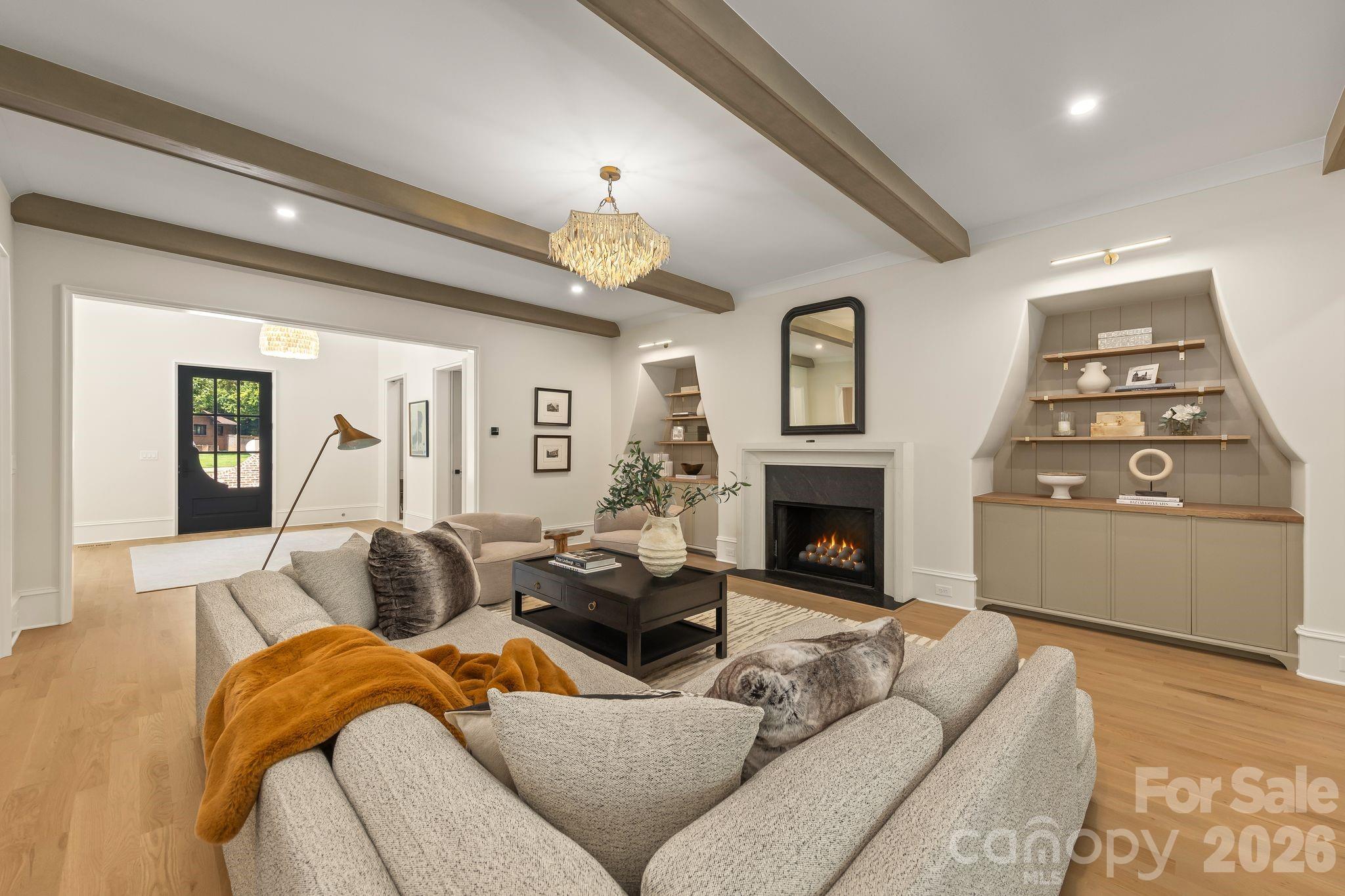 5555 Lansing Drive