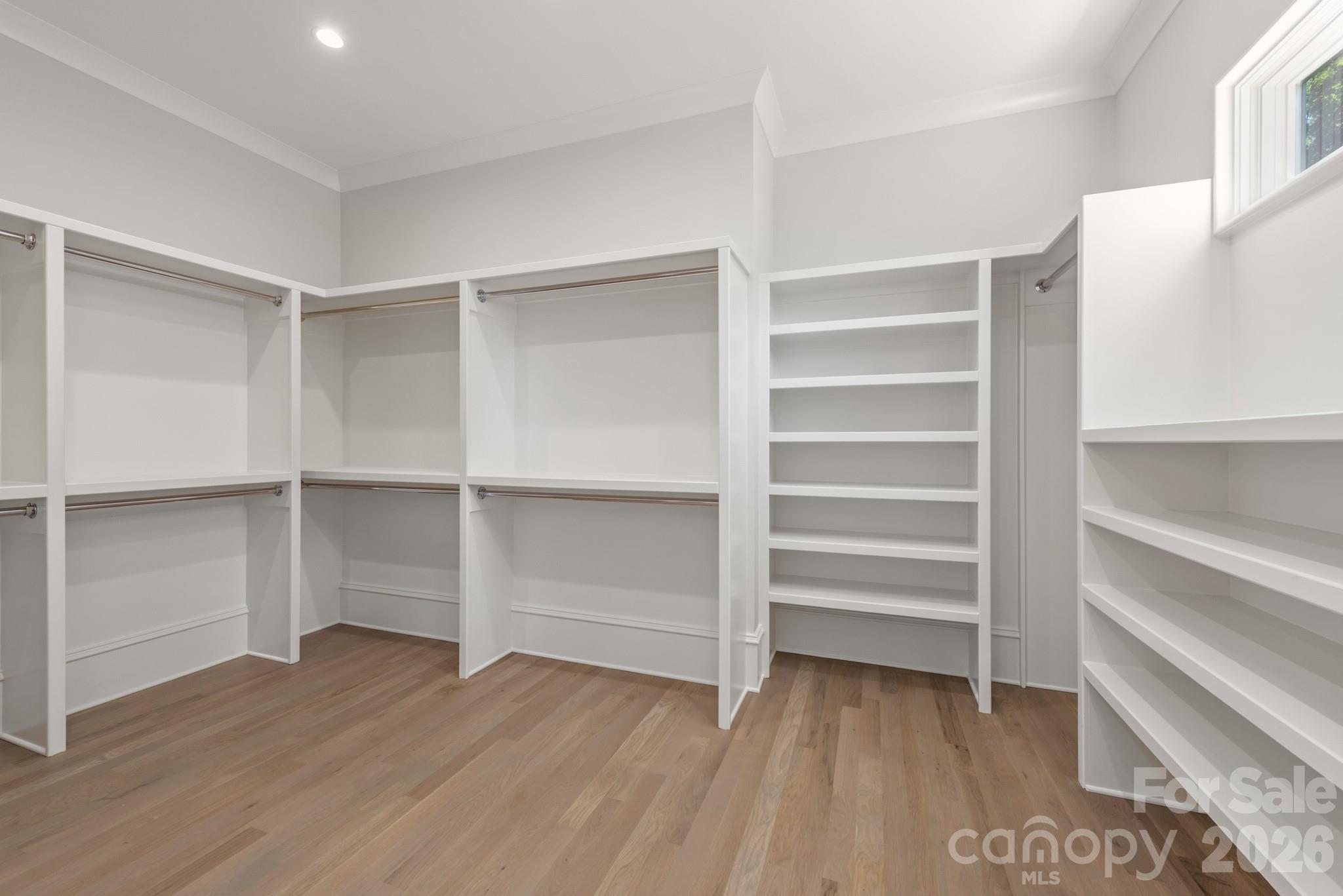 5555 Lansing Drive
