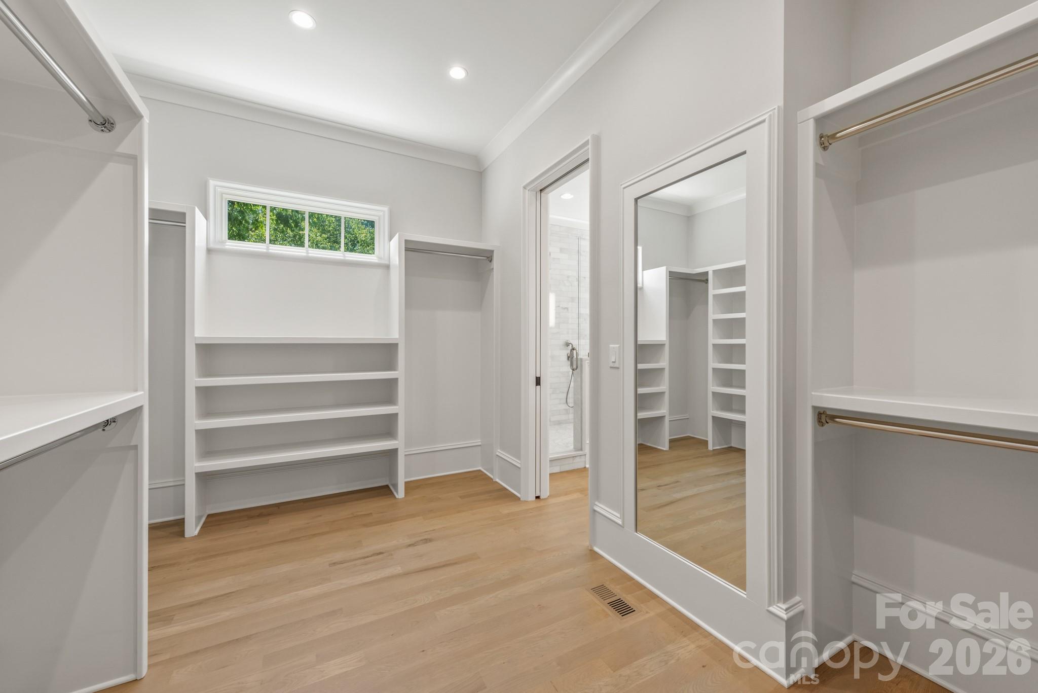 5555 Lansing Drive