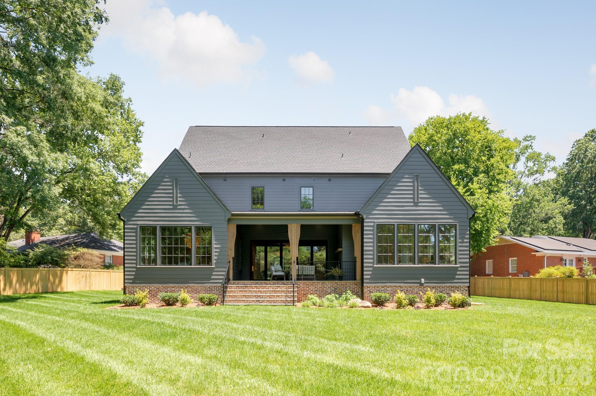 5555 Lansing Drive
