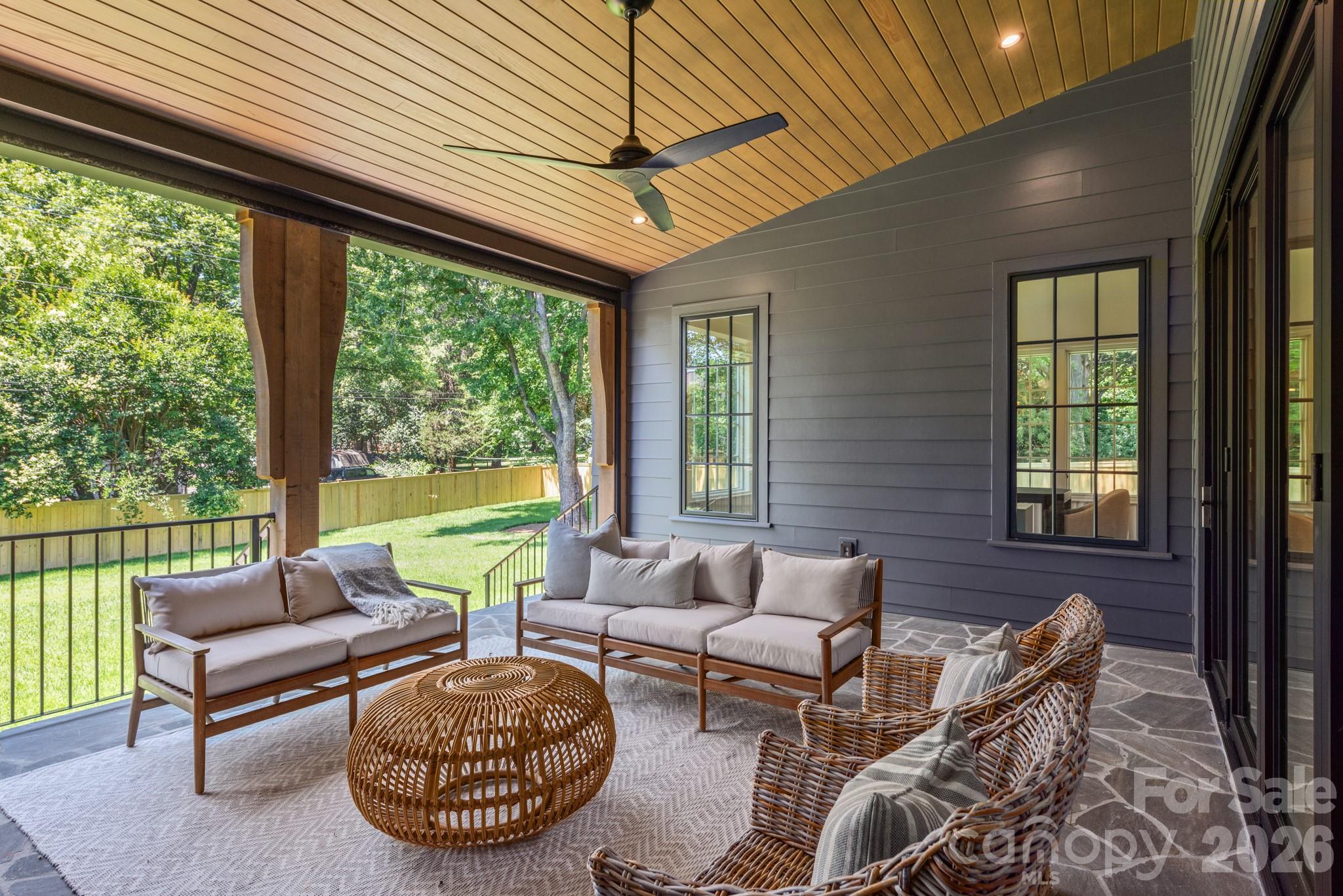 5555 Lansing Drive
